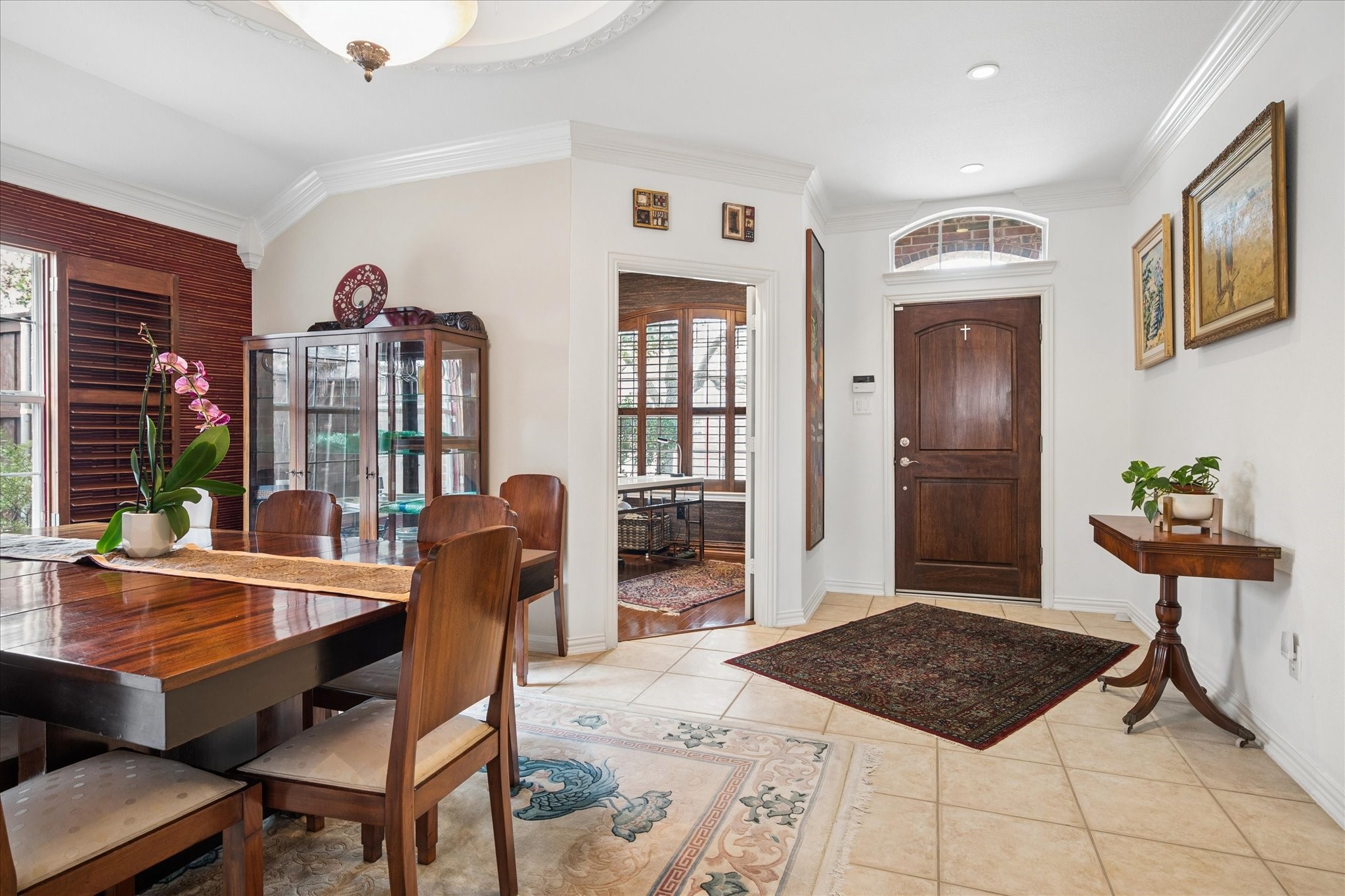 914 Carlsbad Drive