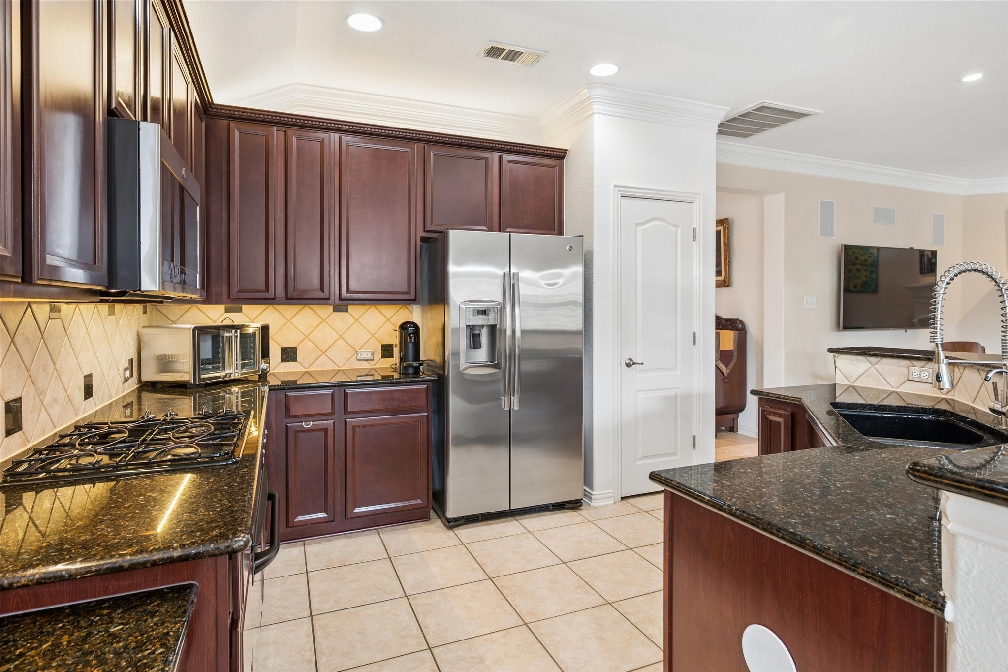 914 Carlsbad Drive