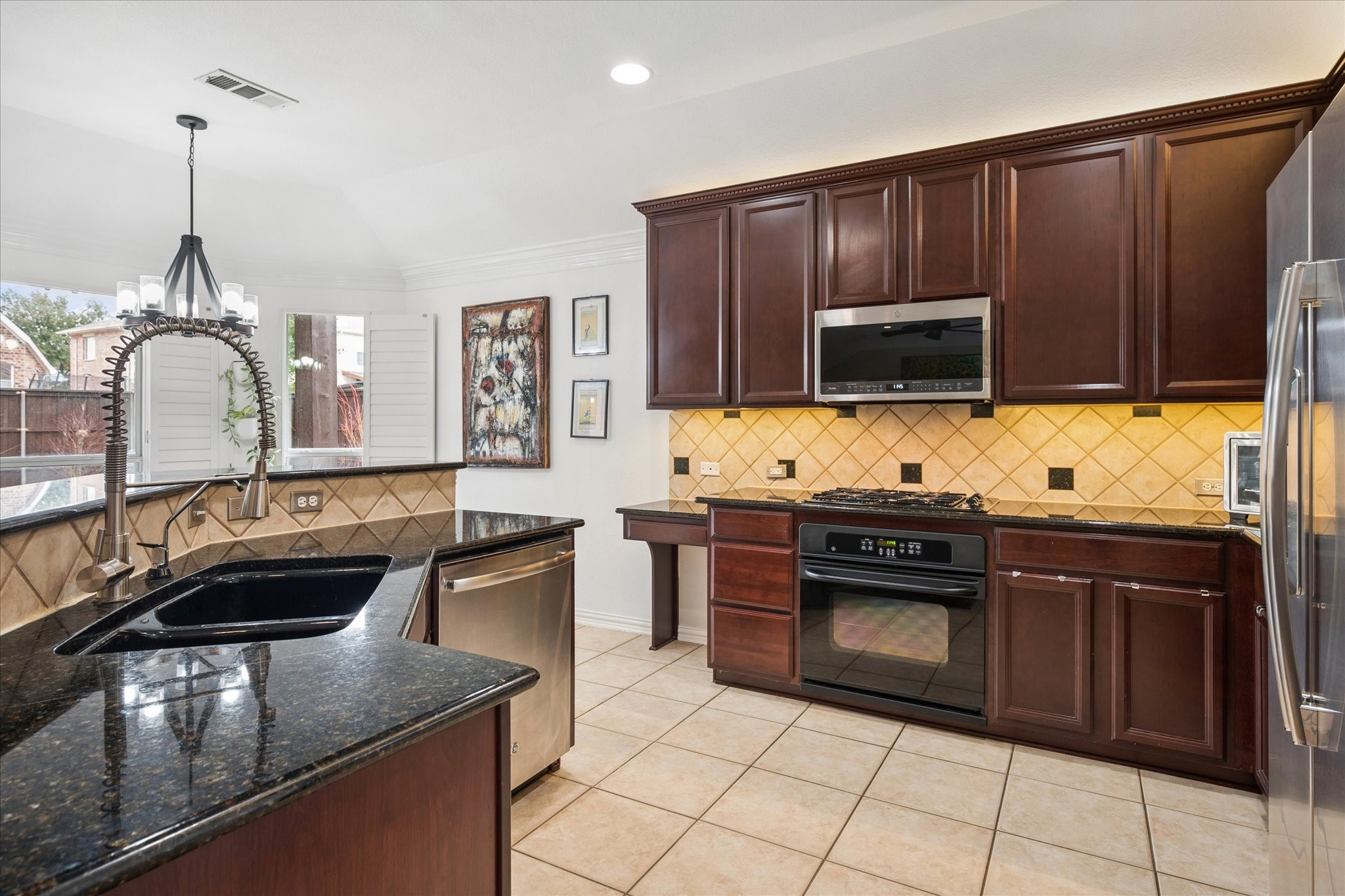 914 Carlsbad Drive