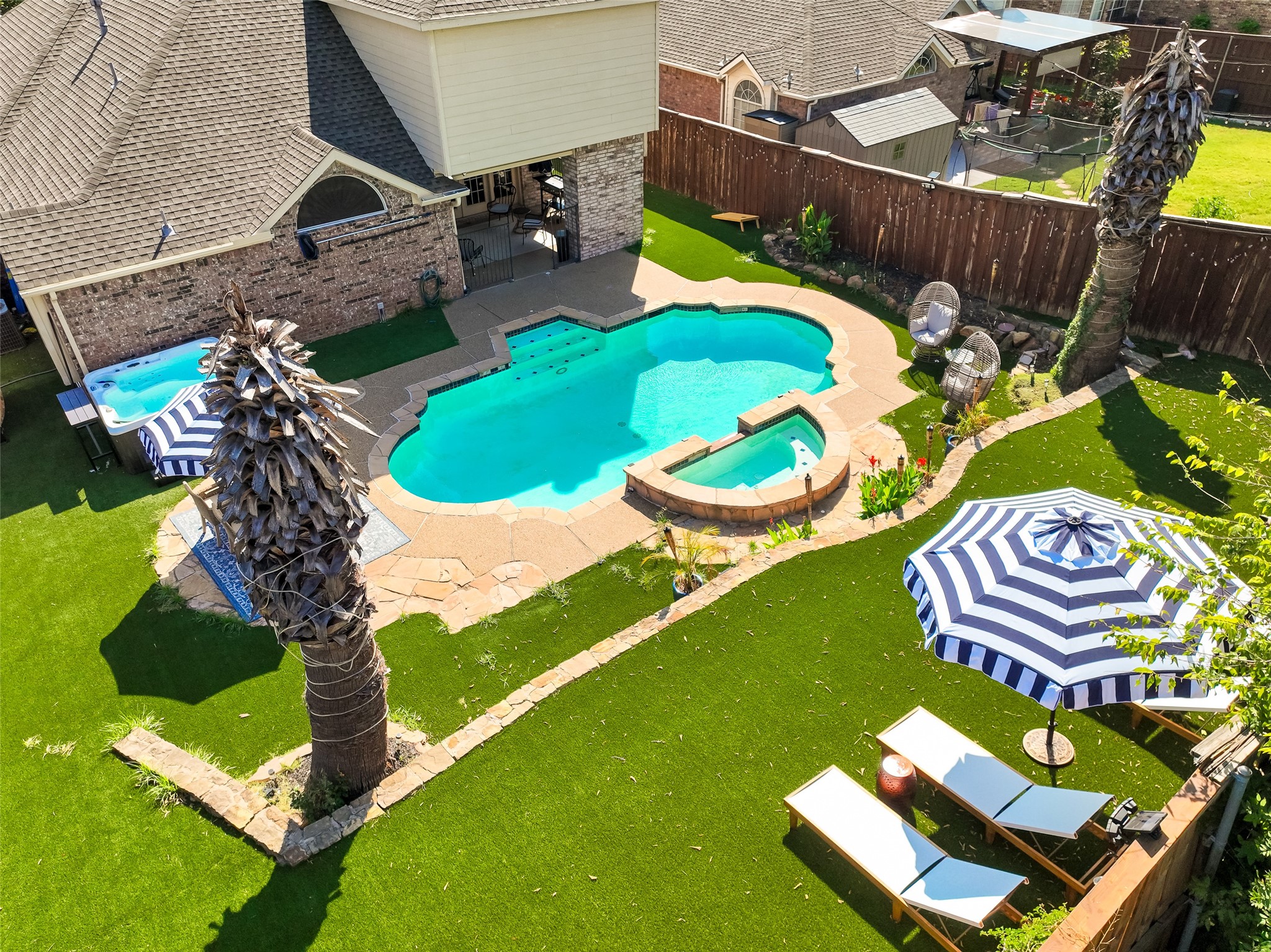 9427 Vista Circle
