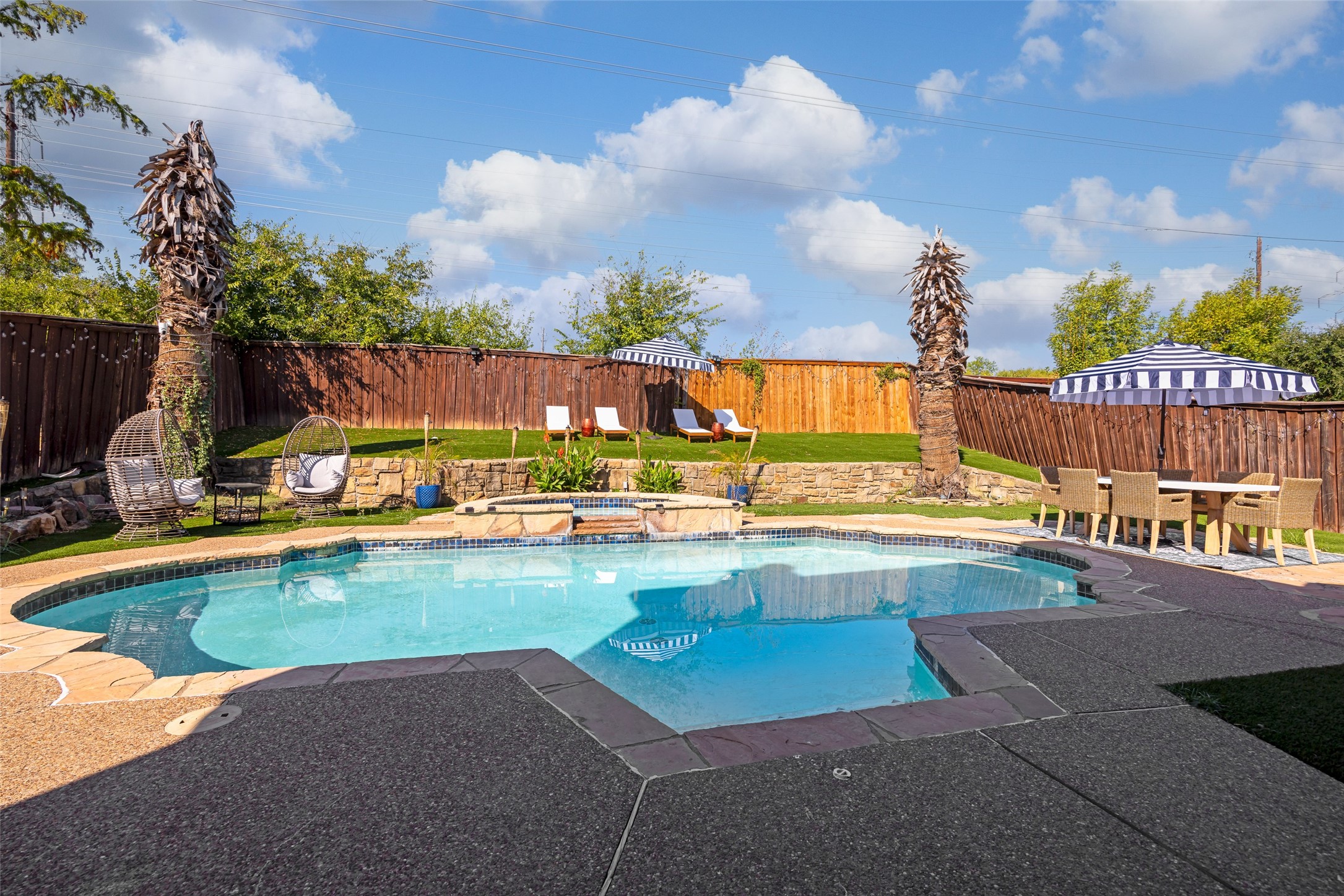9427 Vista Circle