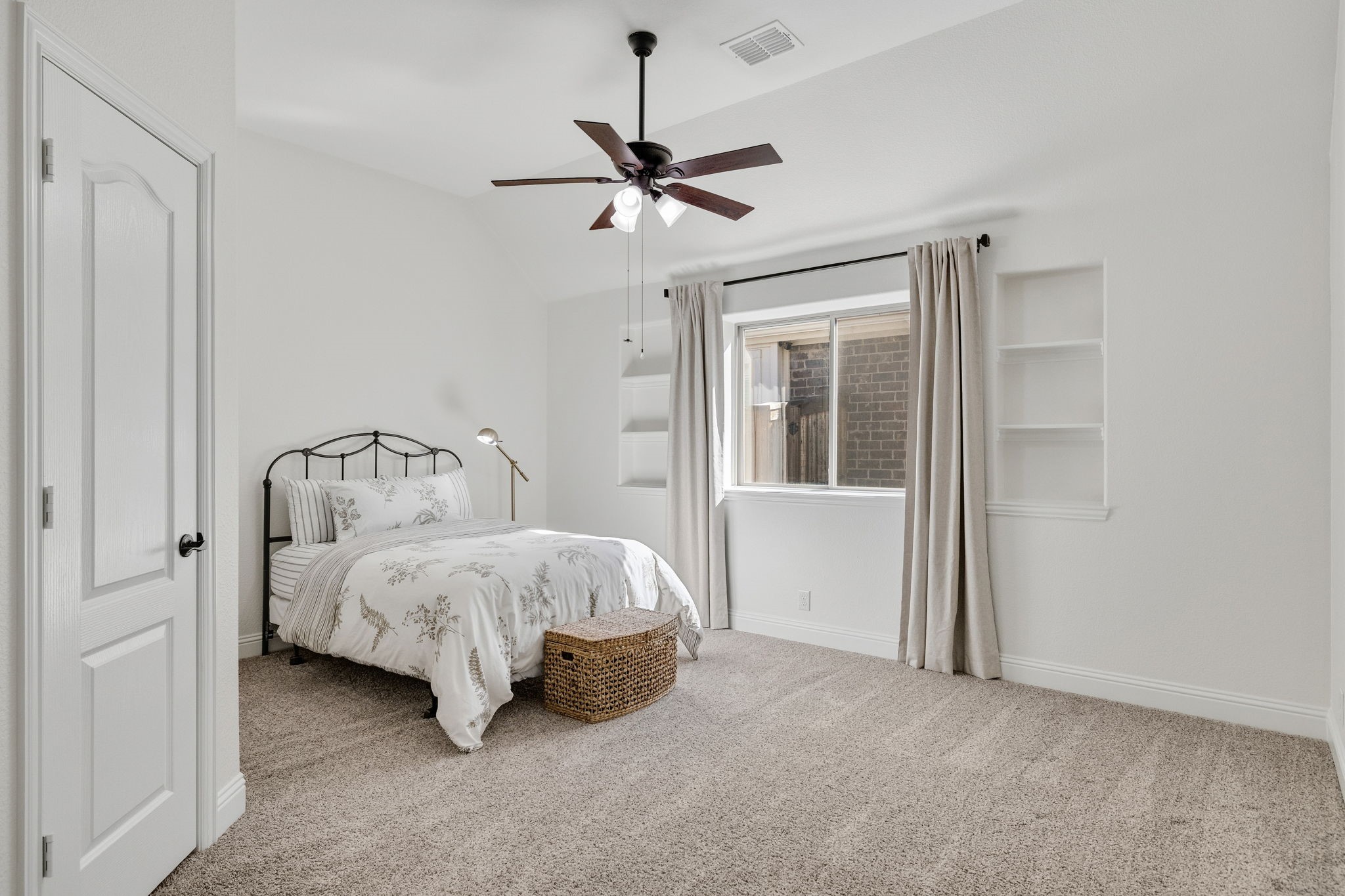 6213 Norley Court