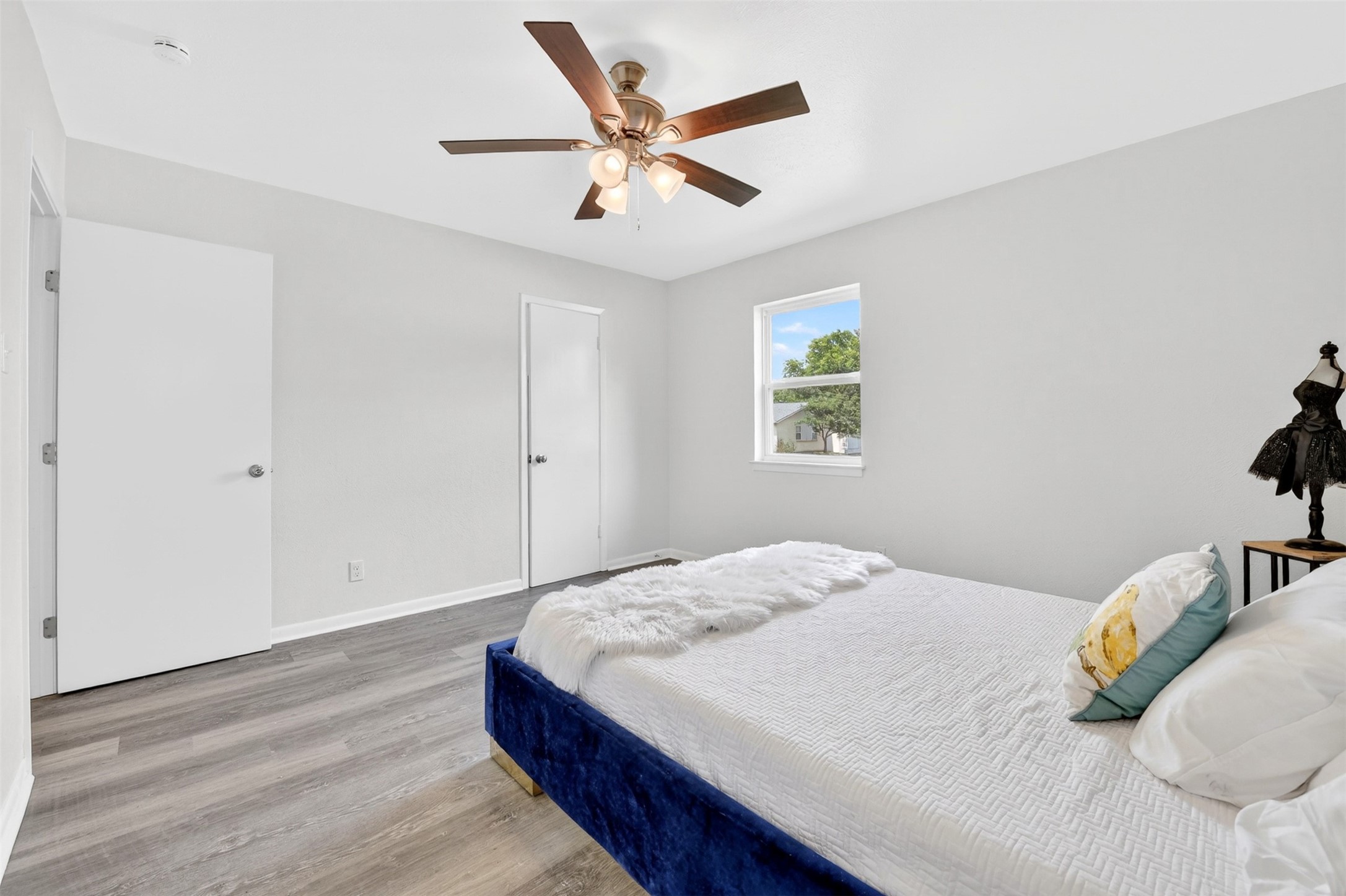 6412 Embassy Drive