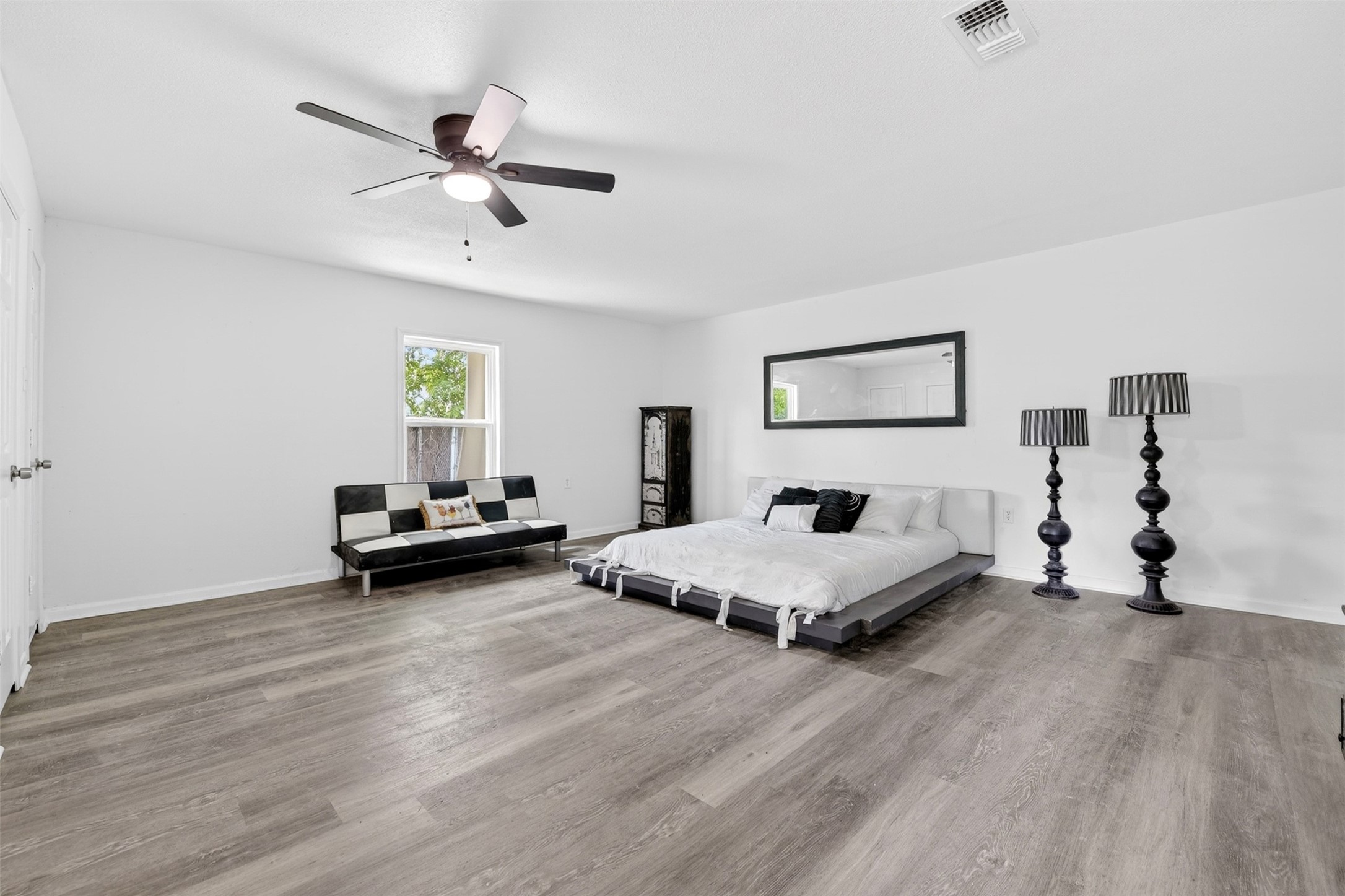 6412 Embassy Drive