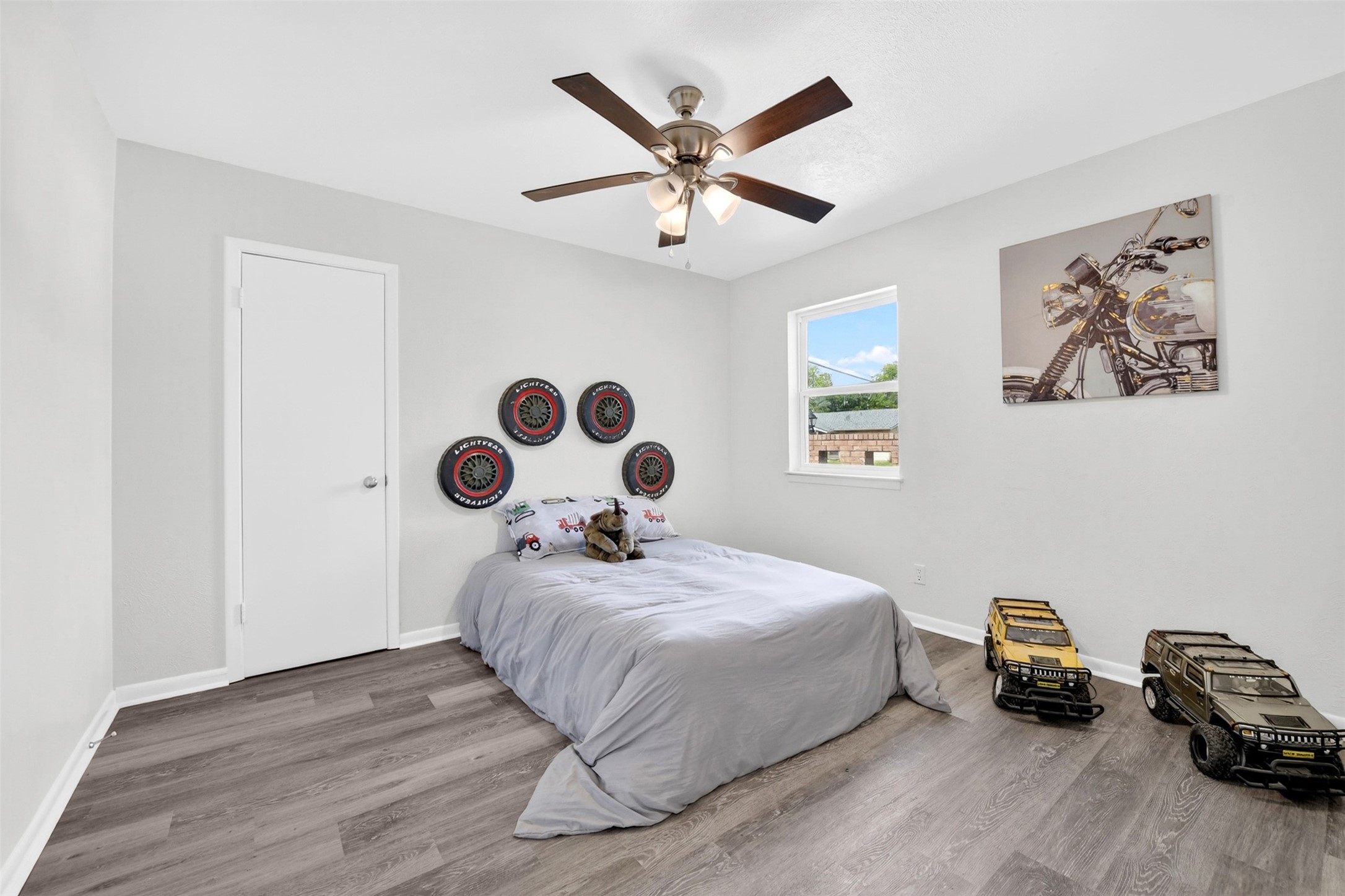 6412 Embassy Drive