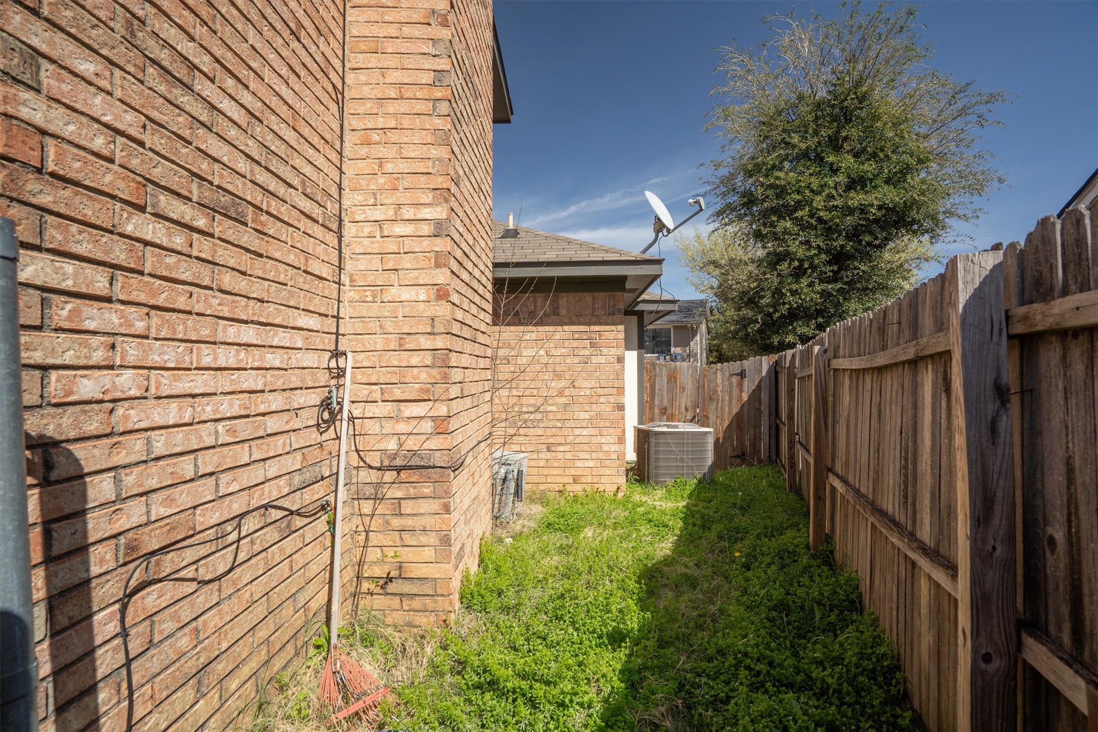 710 Peach Court