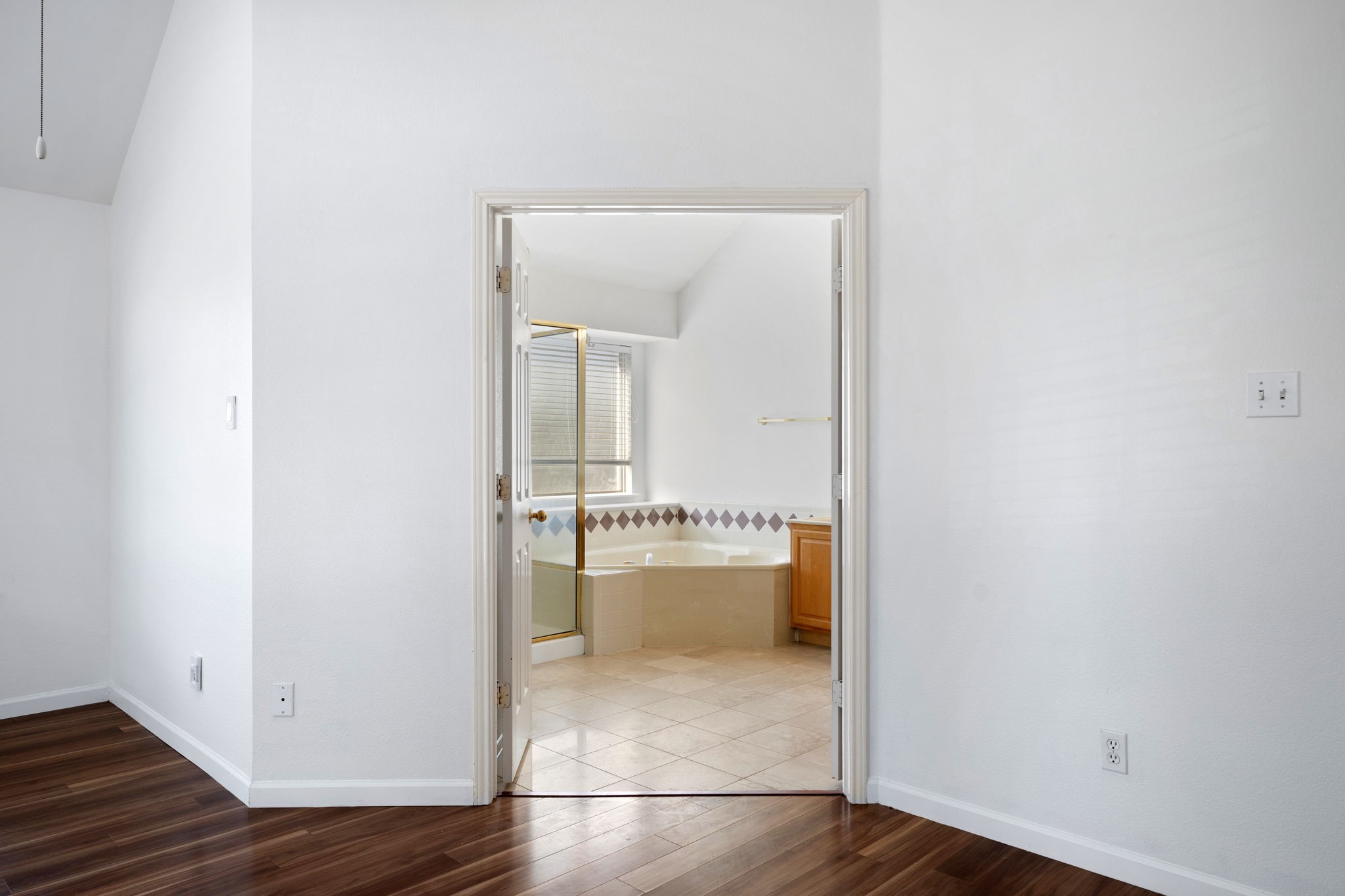 516 Castleford Drive