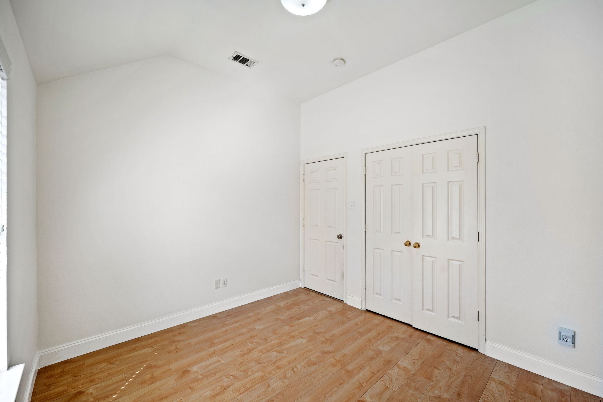 516 Castleford Drive