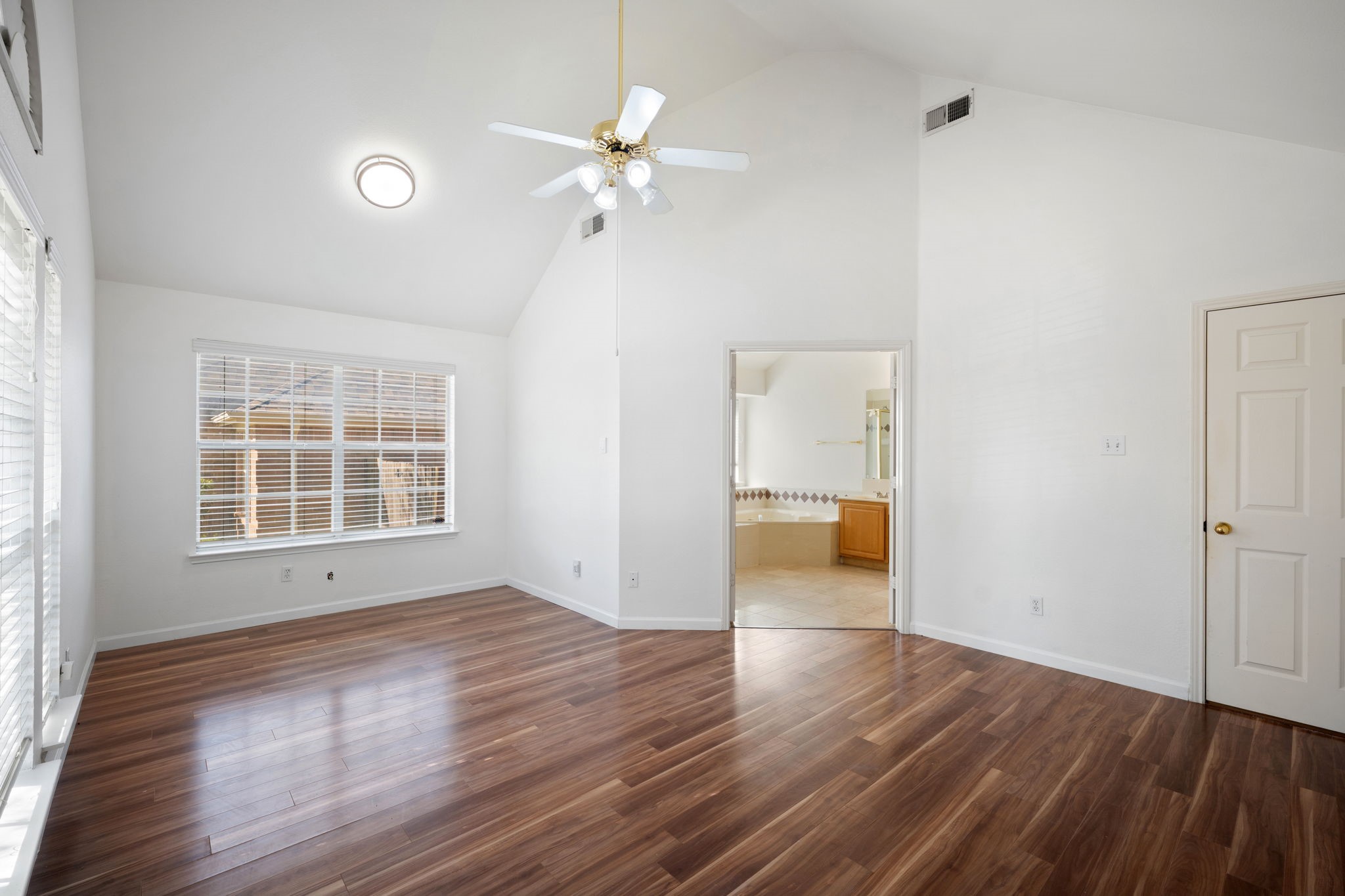 516 Castleford Drive