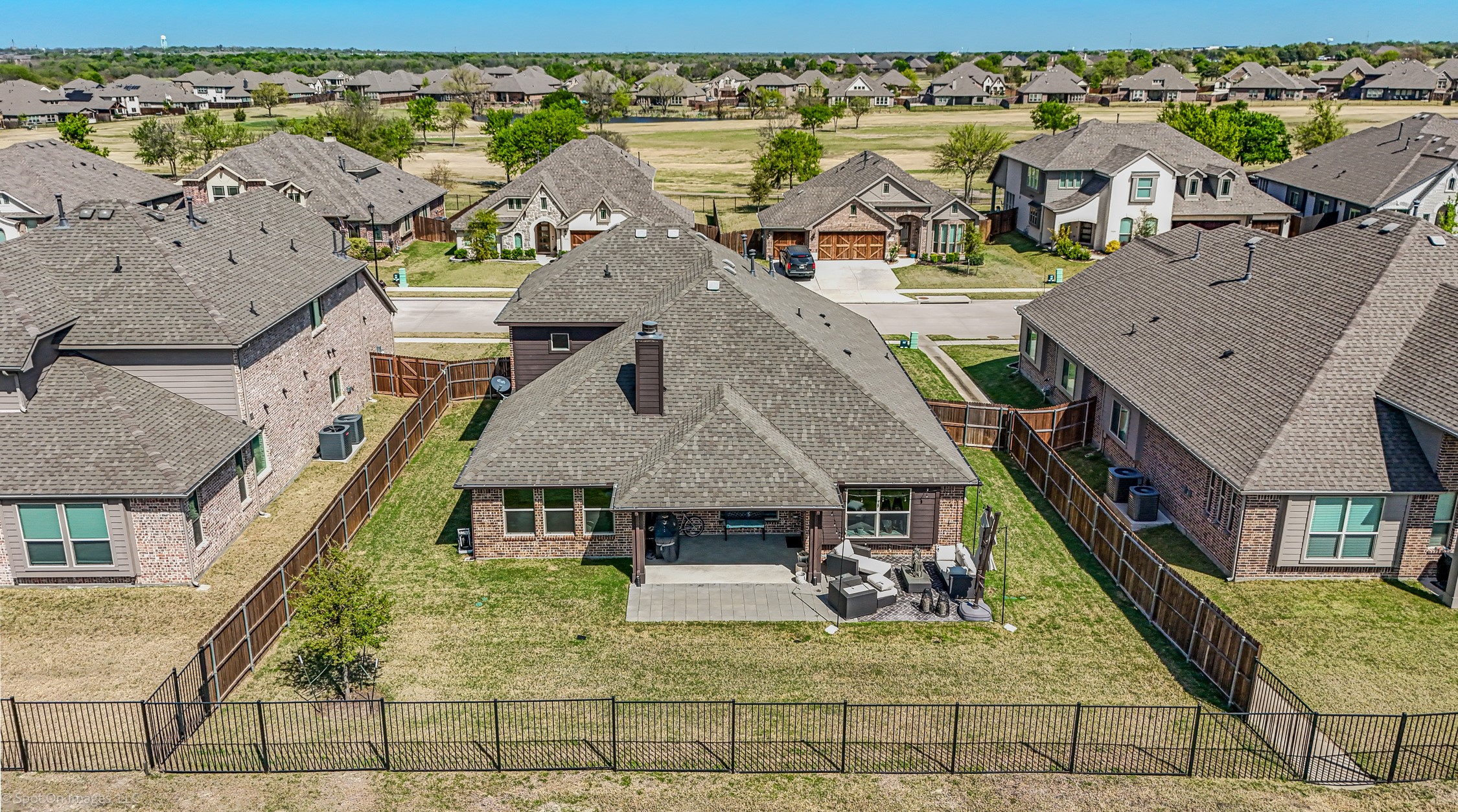 2902 Lampasas Drive