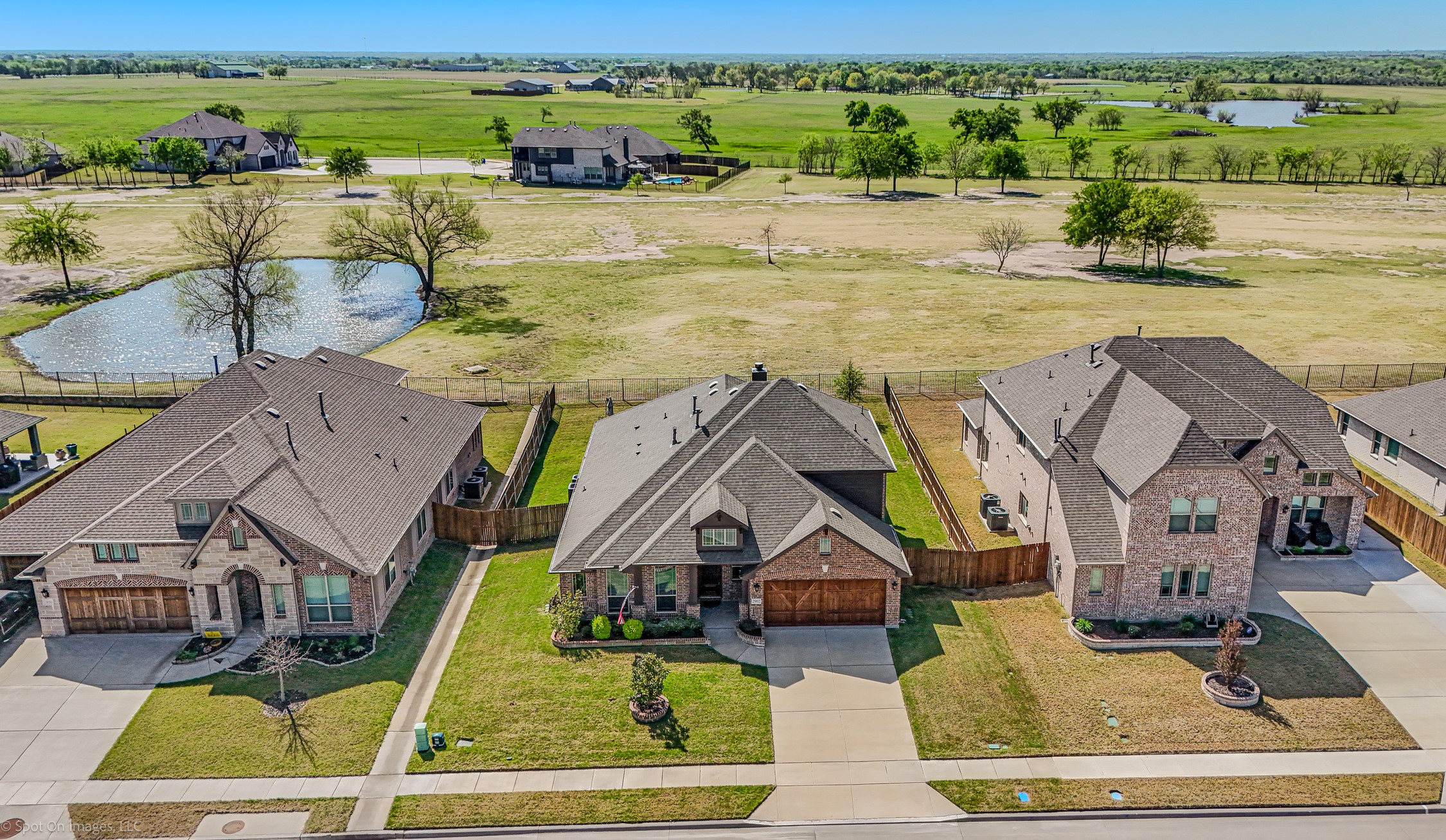 2902 Lampasas Drive