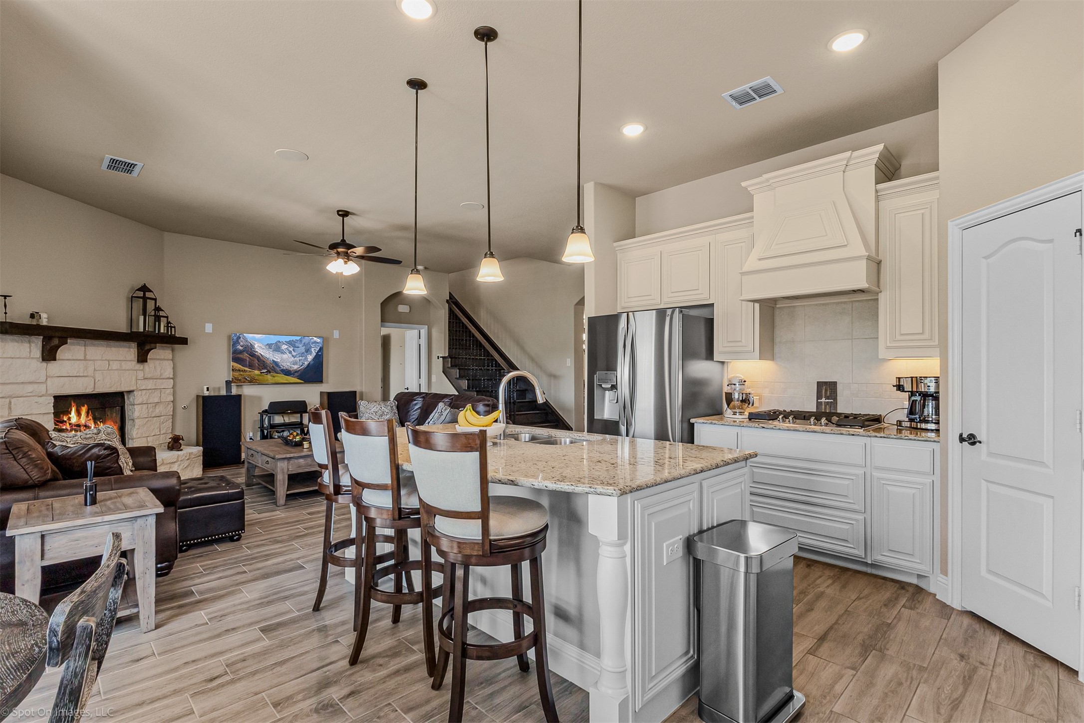2902 Lampasas Drive