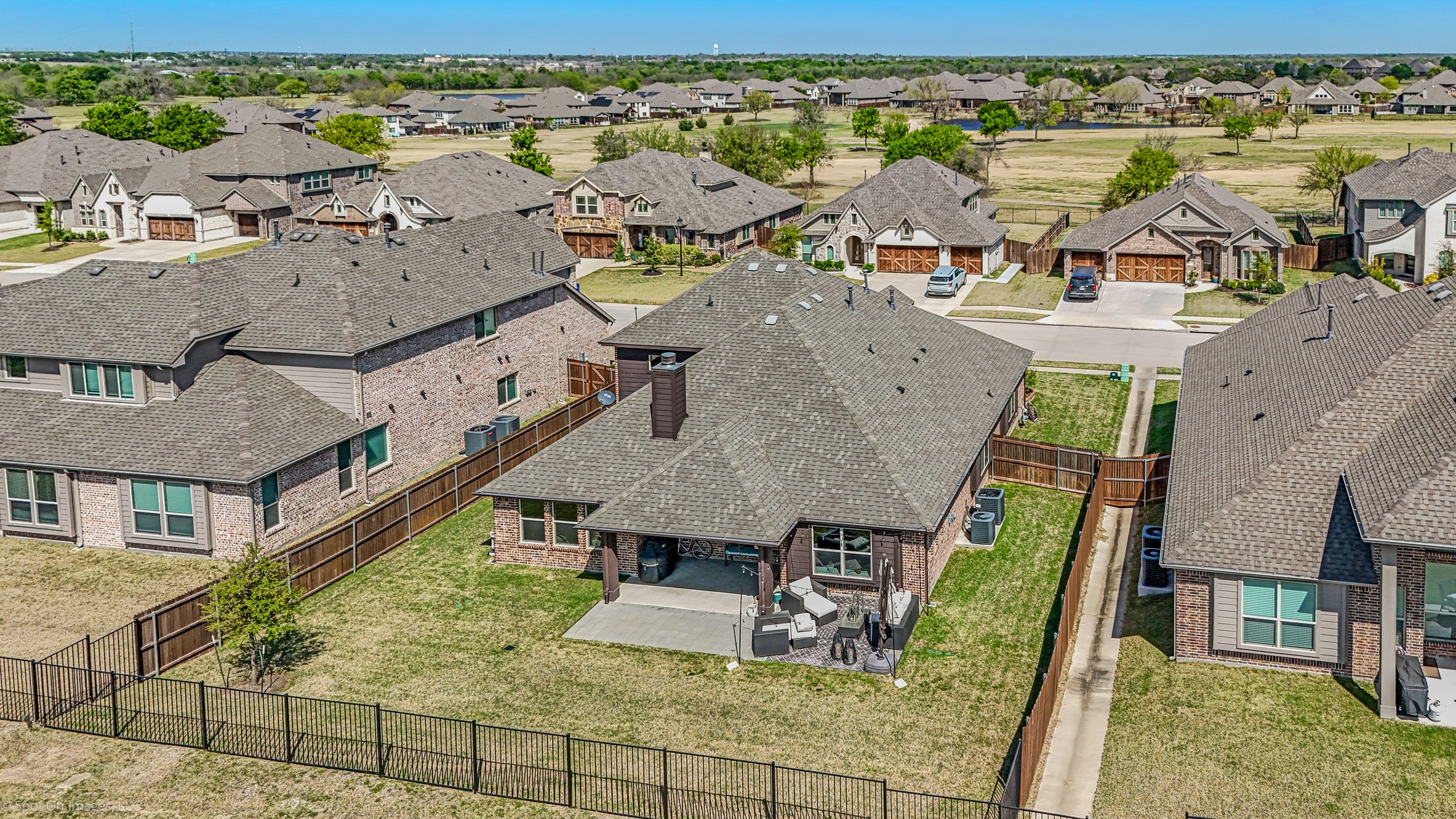2902 Lampasas Drive