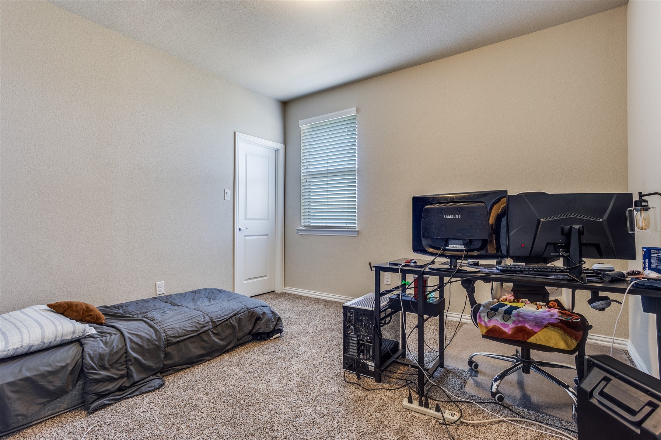 1428 Pebble Way