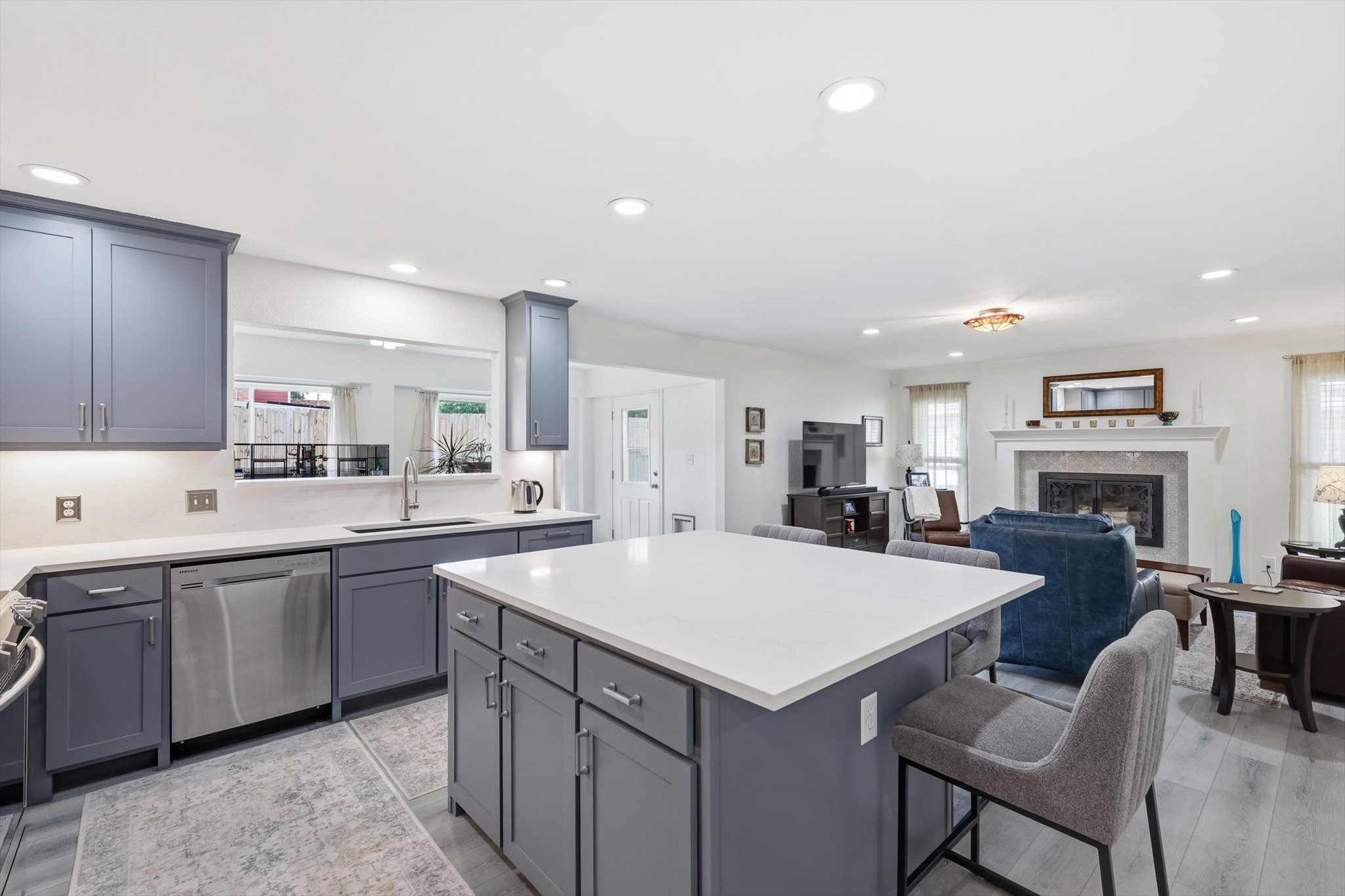 2317 Quail Lane
