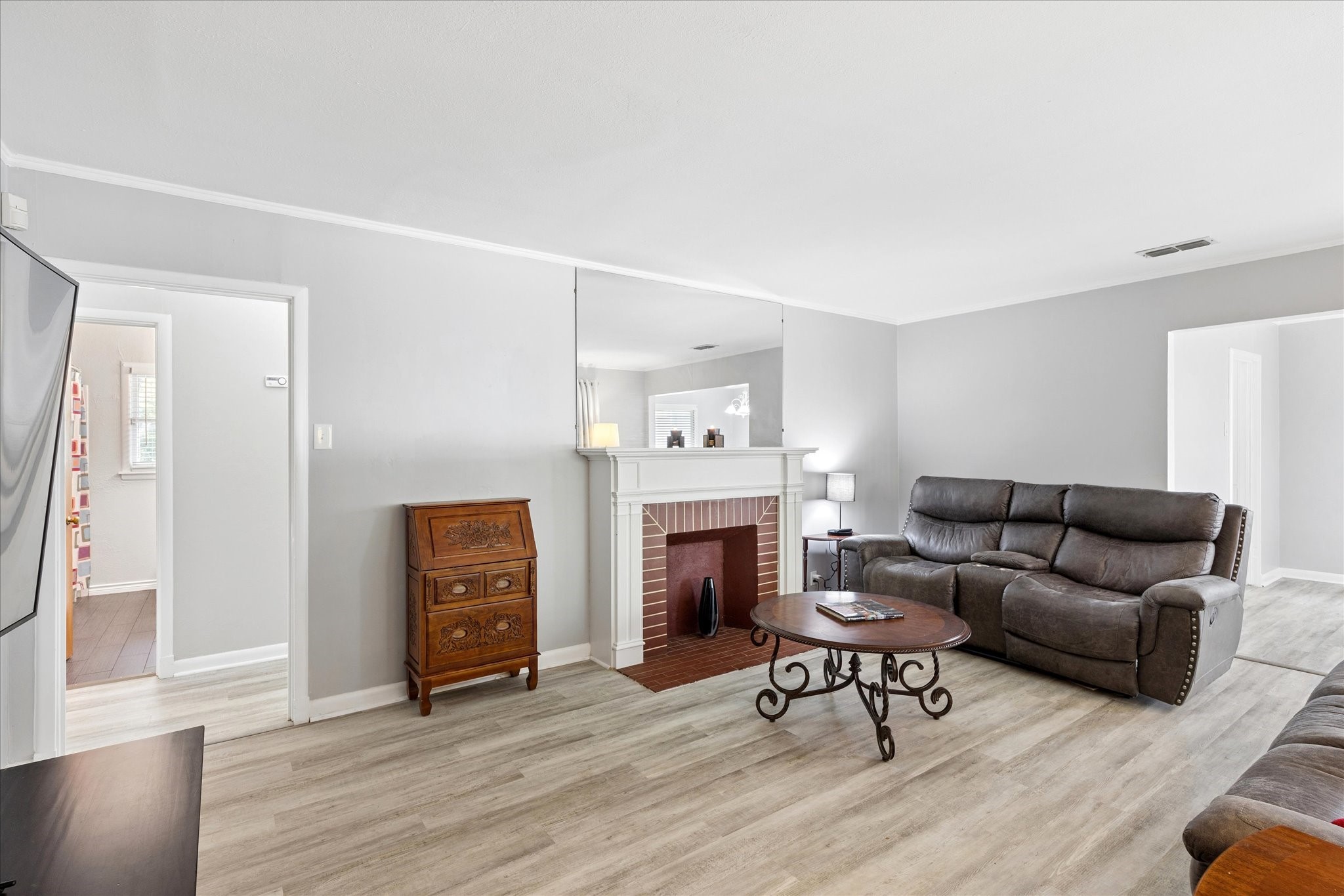 206 S Davis Drive
