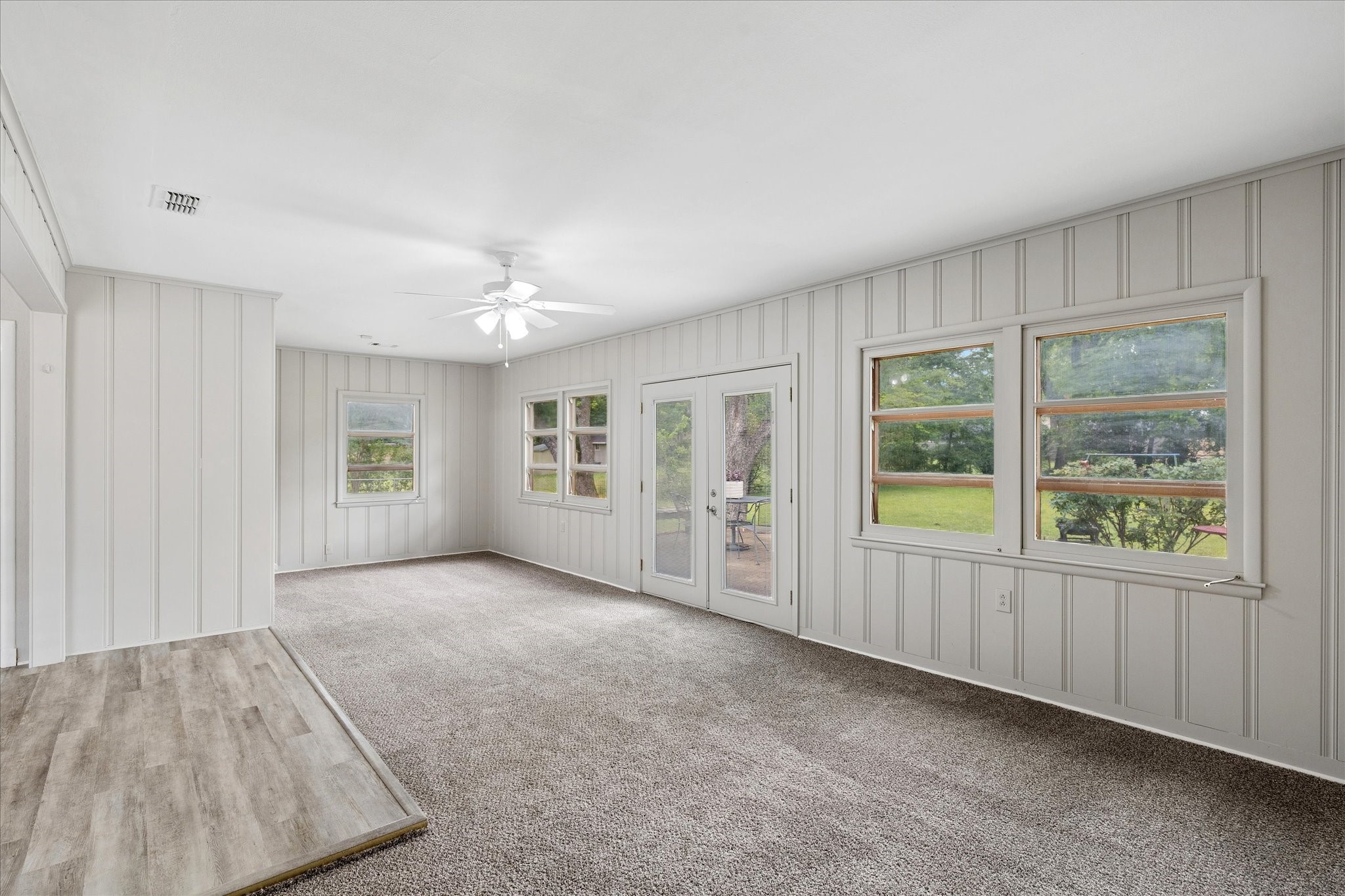206 S Davis Drive