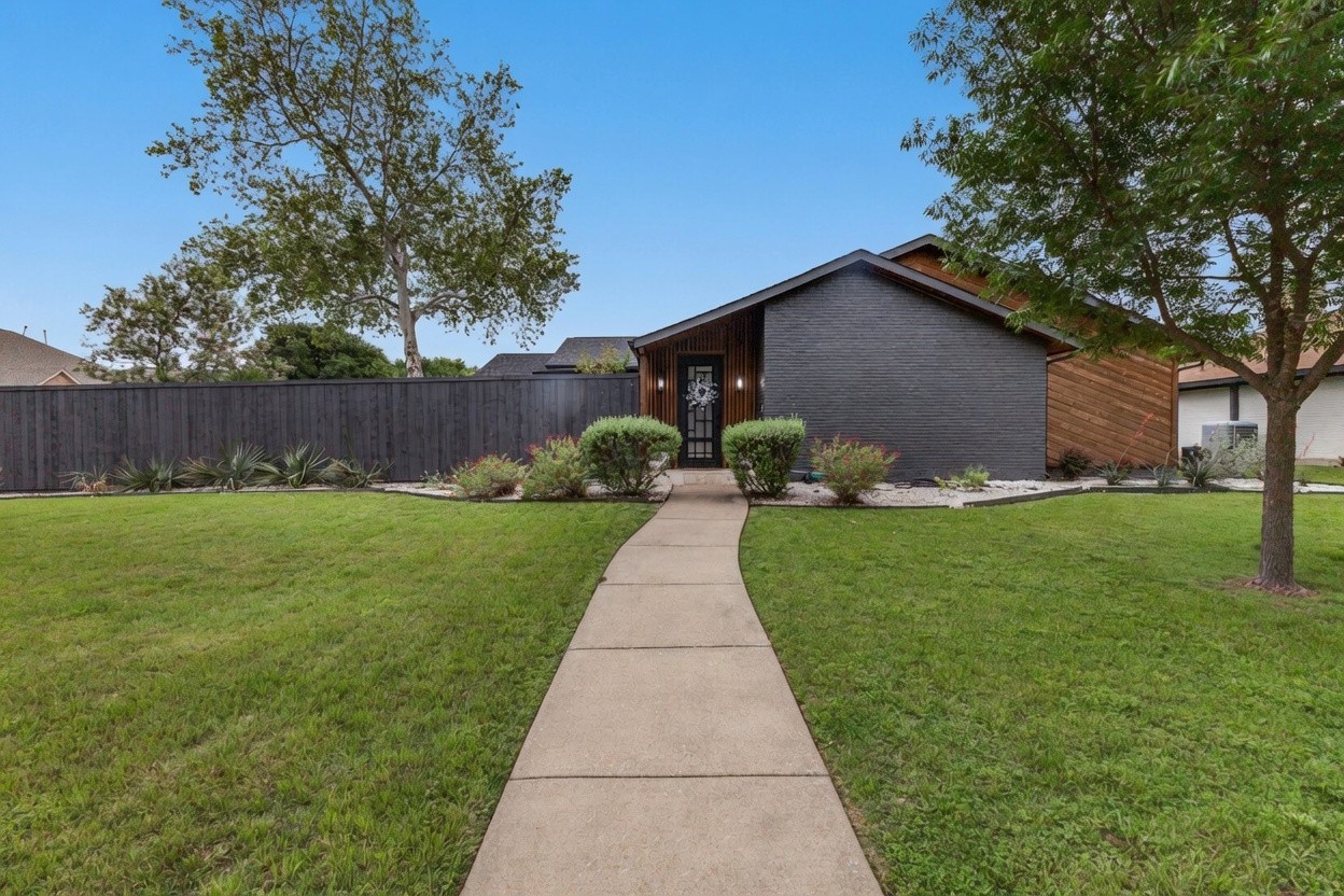 2300 Regal Road