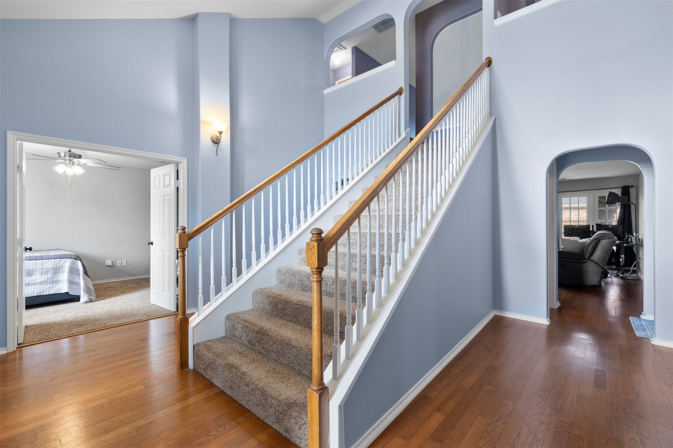 1904 Crystal Court