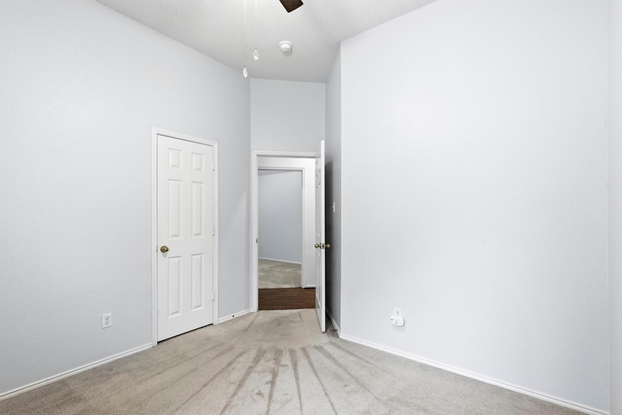 6803 Woodcrest Lane