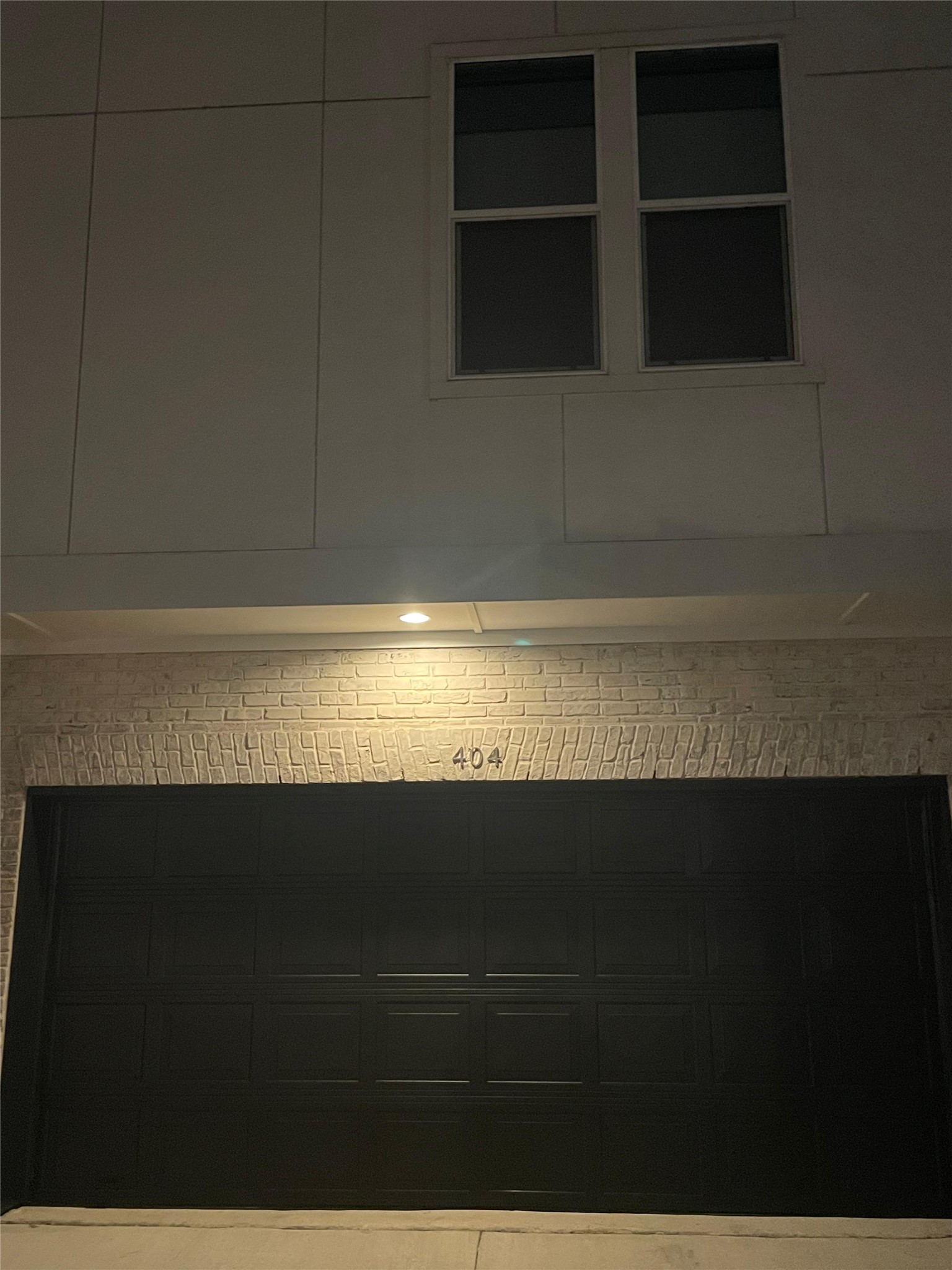 7333 Valley View Lane 404