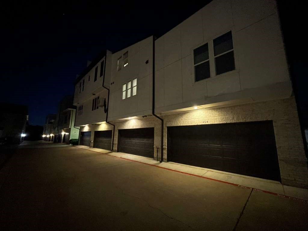 7333 Valley View Lane 404