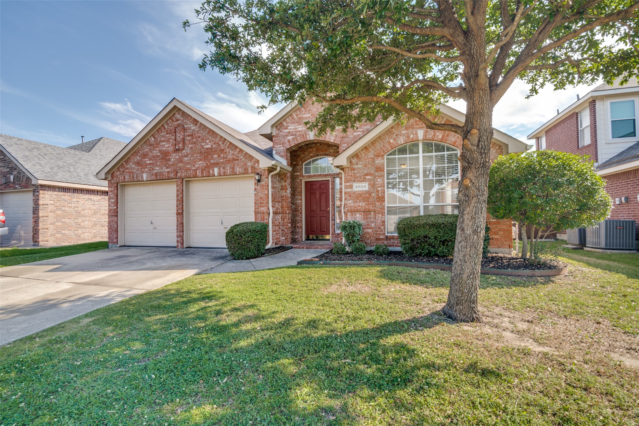 6504 Hillview Lane