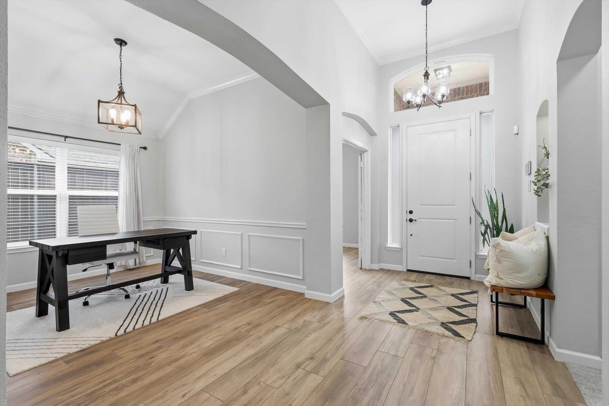 5816 Bentley Lane