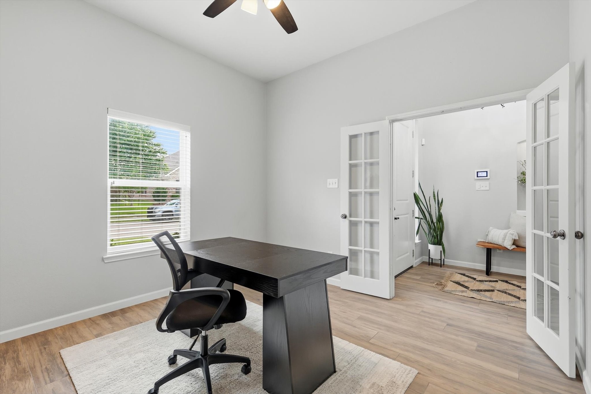 5816 Bentley Lane