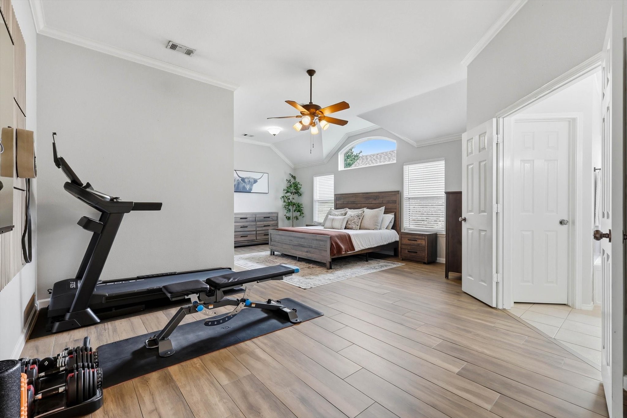 5816 Bentley Lane