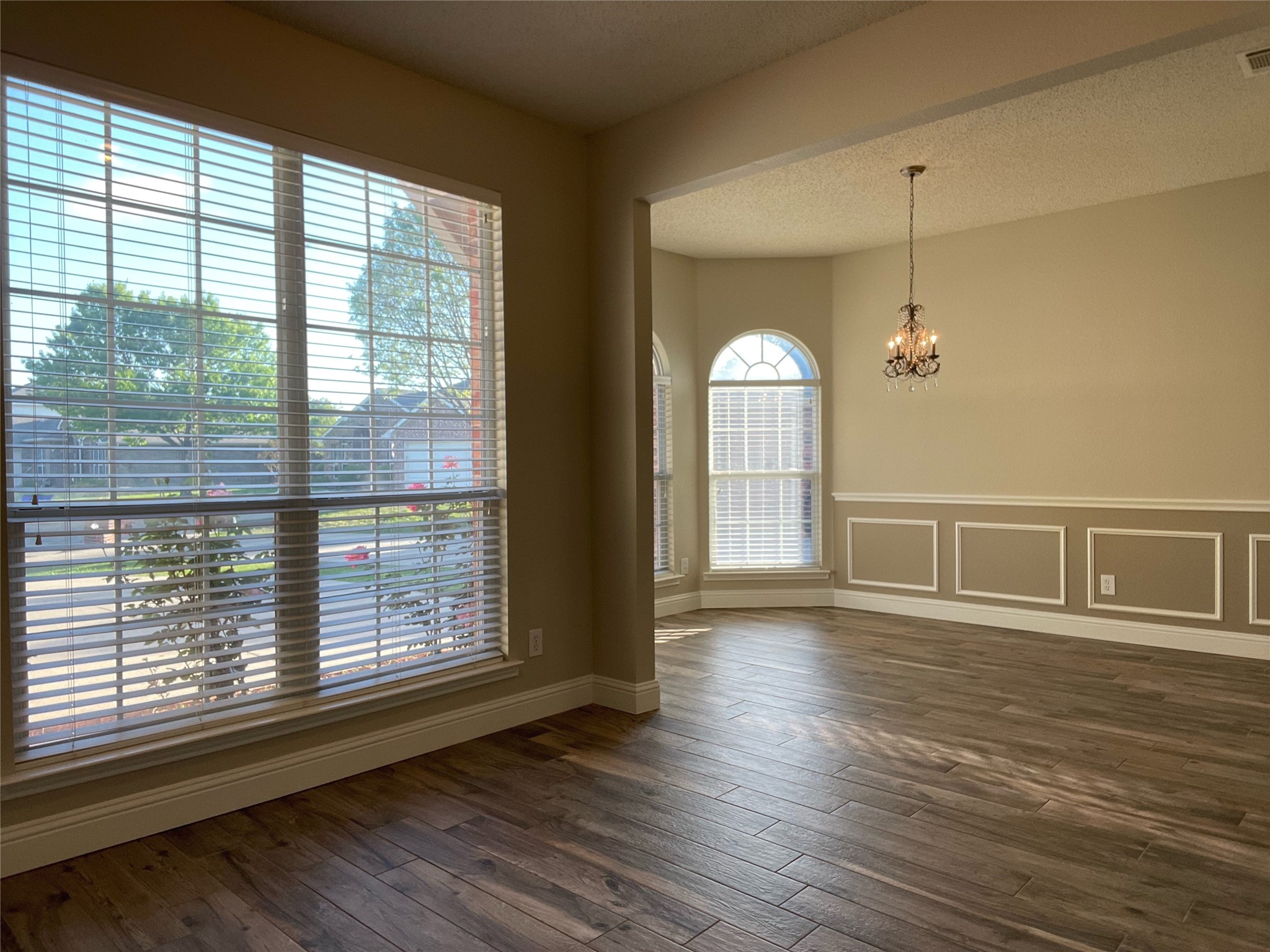 1614 N Timber Brook Drive