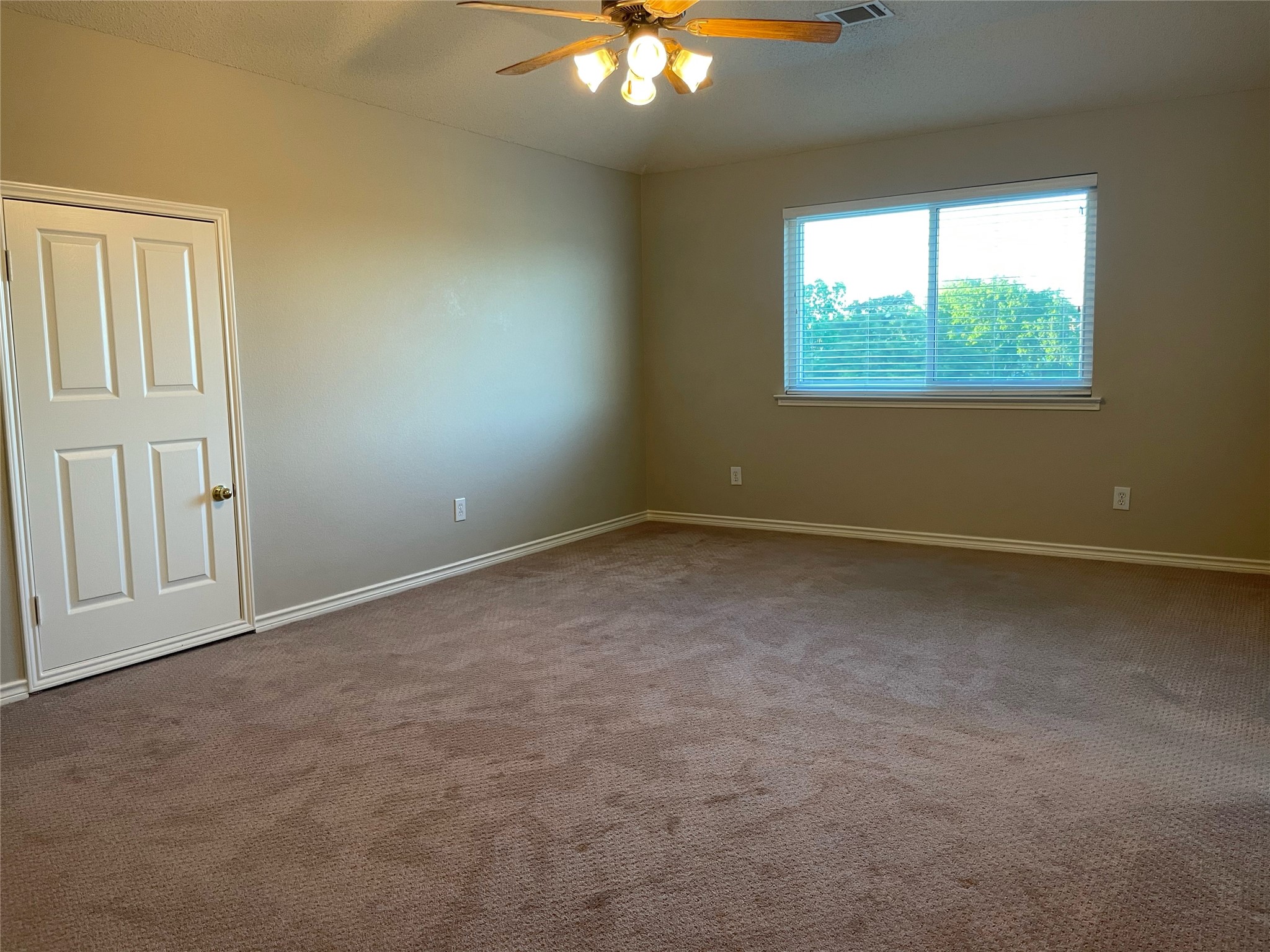 1614 N Timber Brook Drive