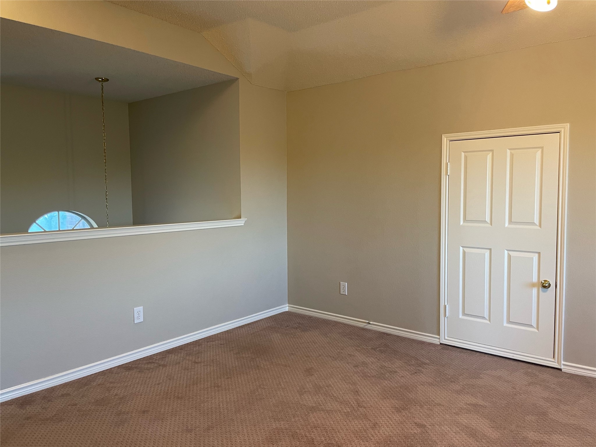 1614 N Timber Brook Drive