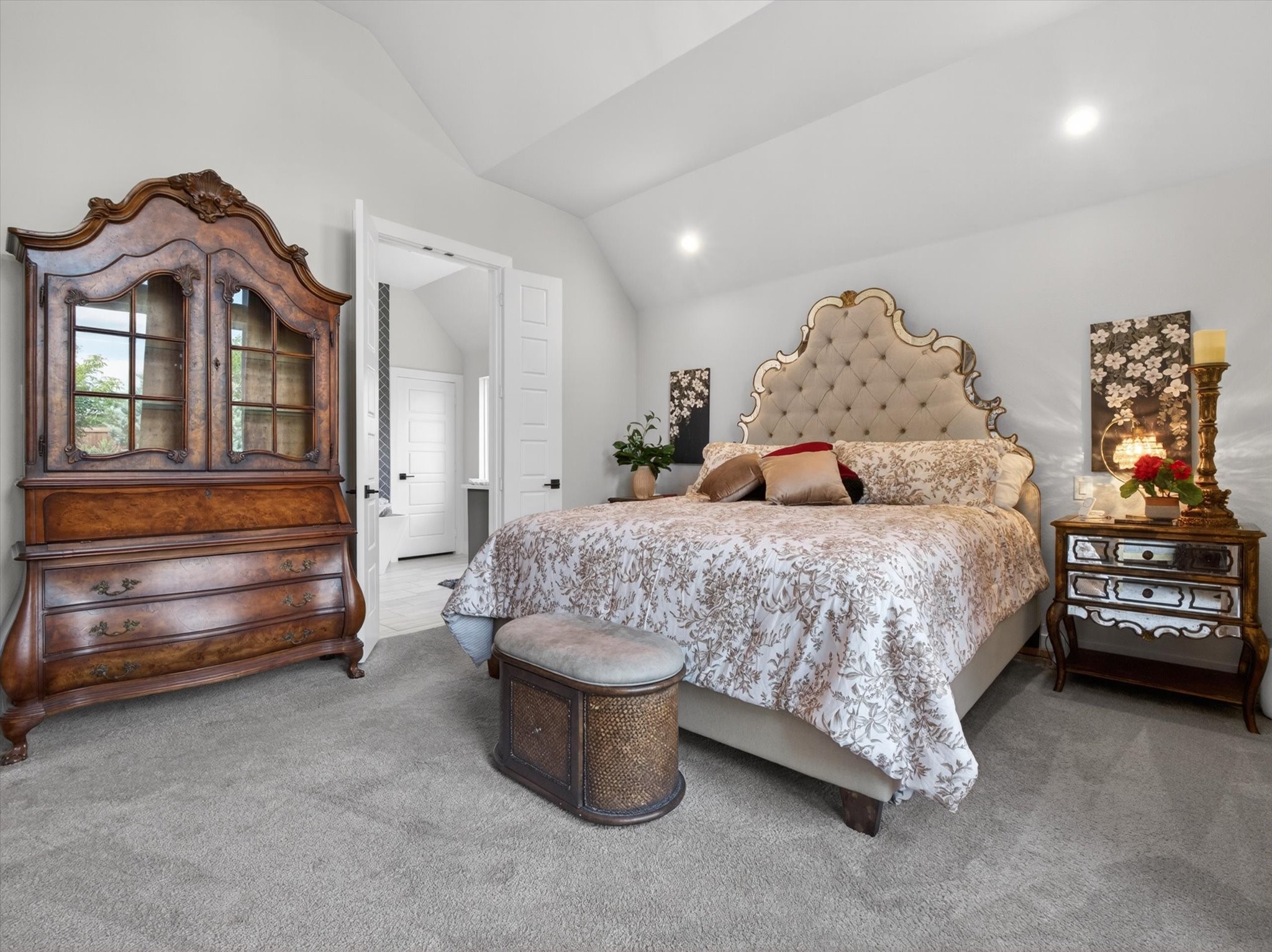 3816 Chesapeake Way