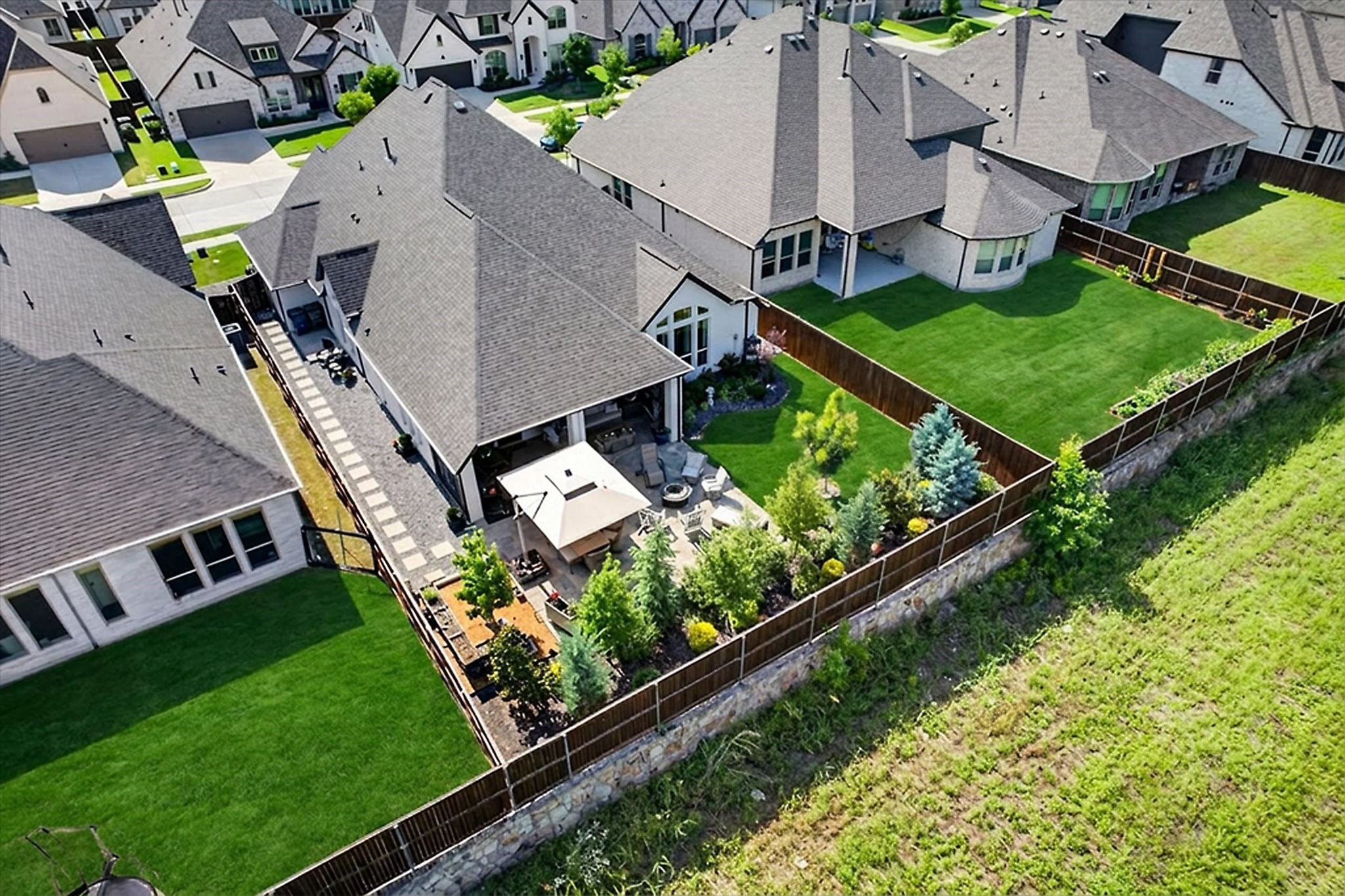 3816 Chesapeake Way