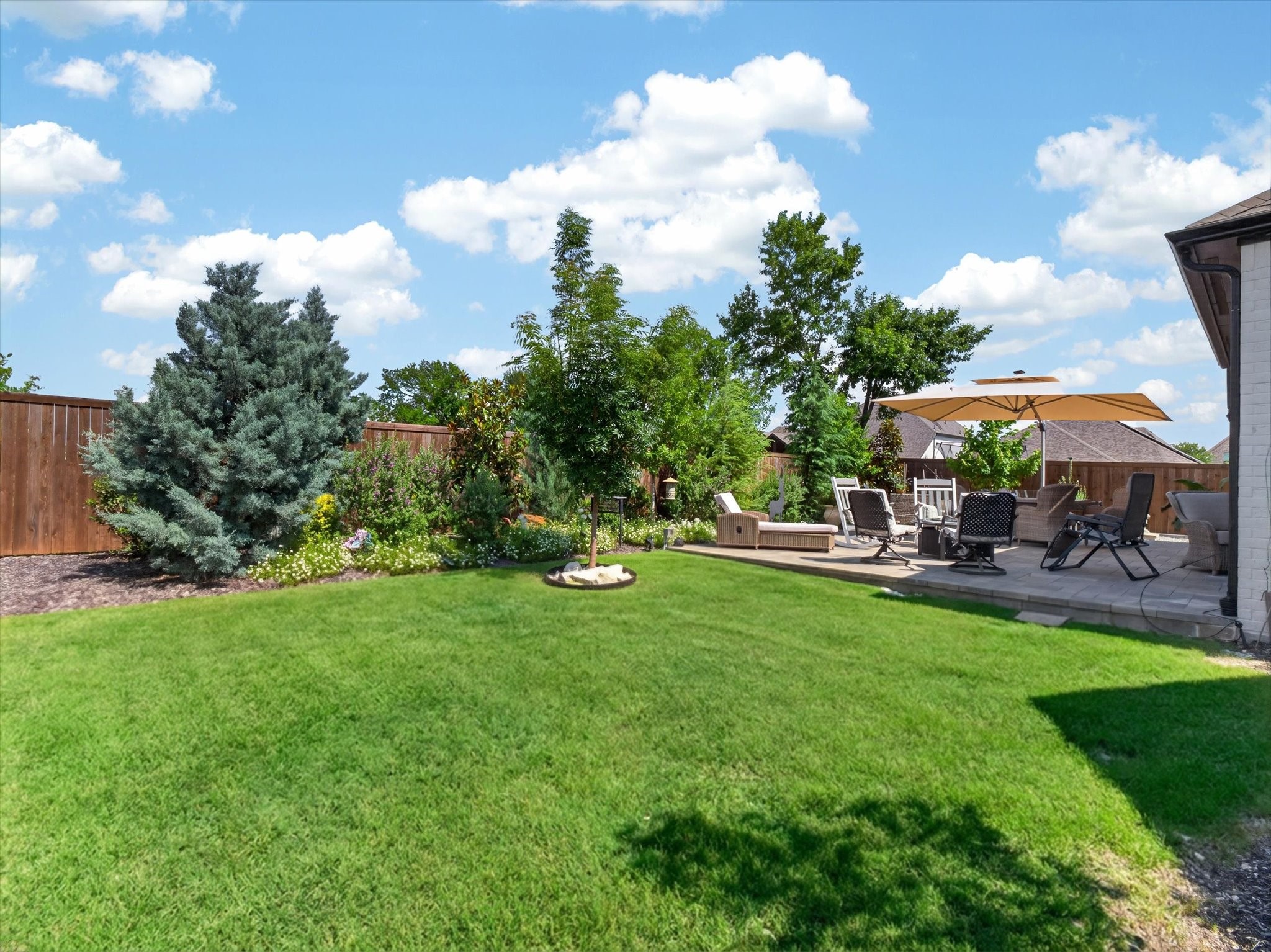3816 Chesapeake Way