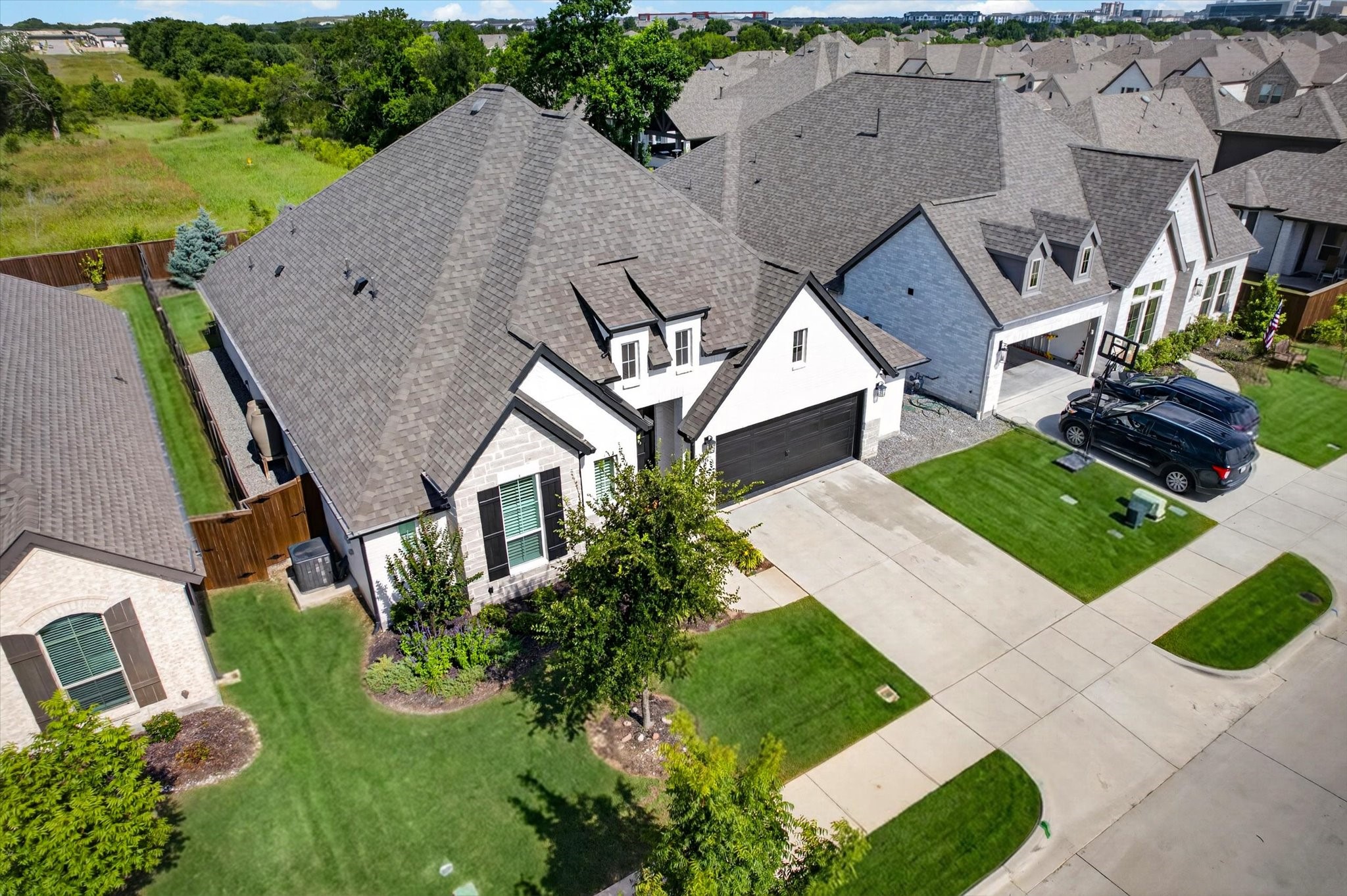 3816 Chesapeake Way