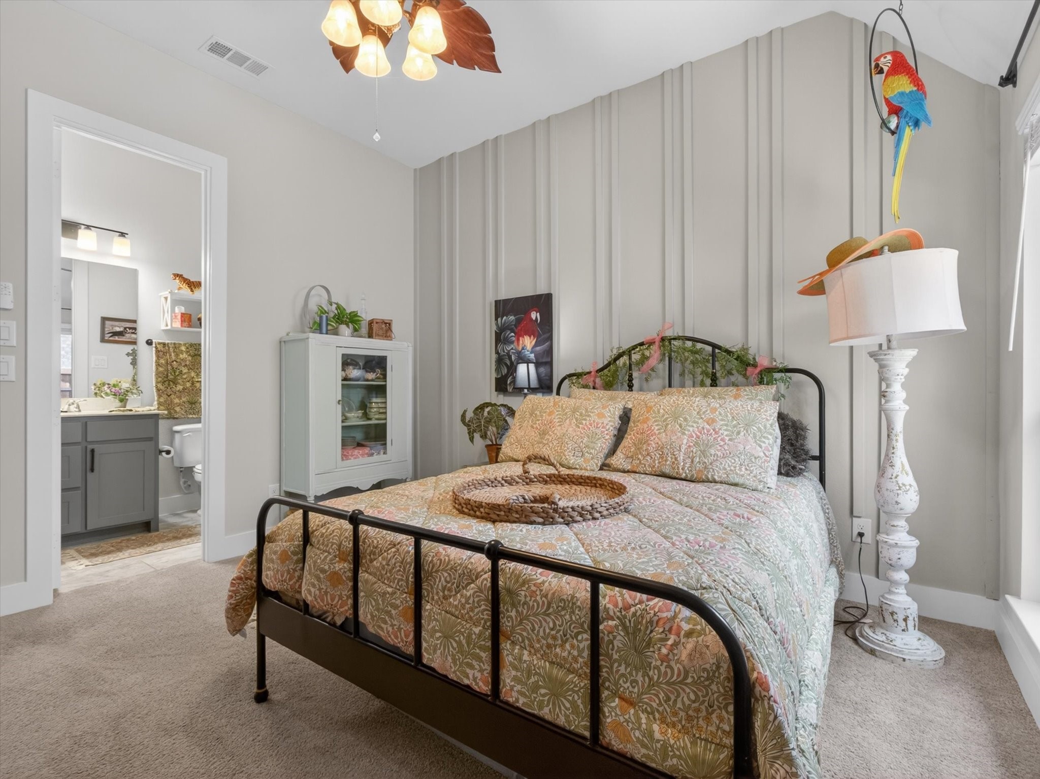 3816 Chesapeake Way
