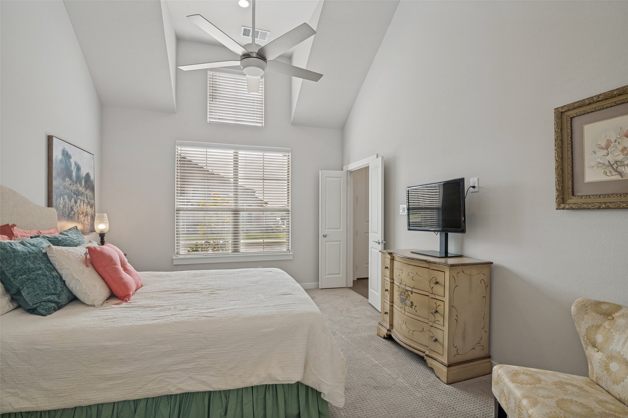 618 Tall Grass Trail