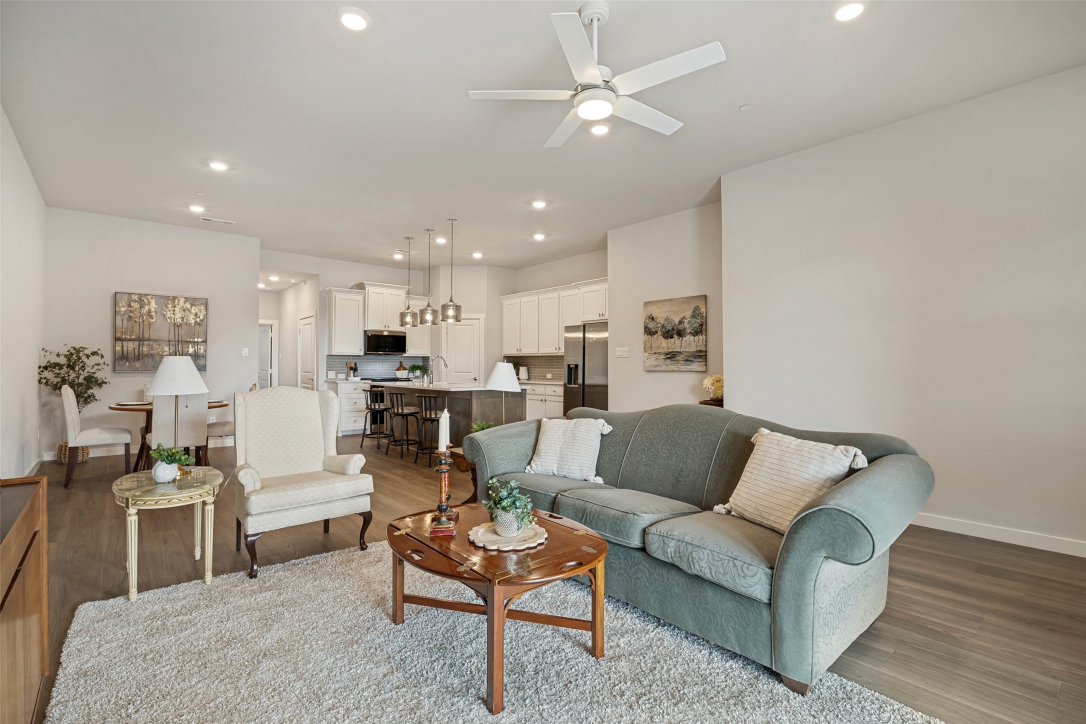 618 Tall Grass Trail