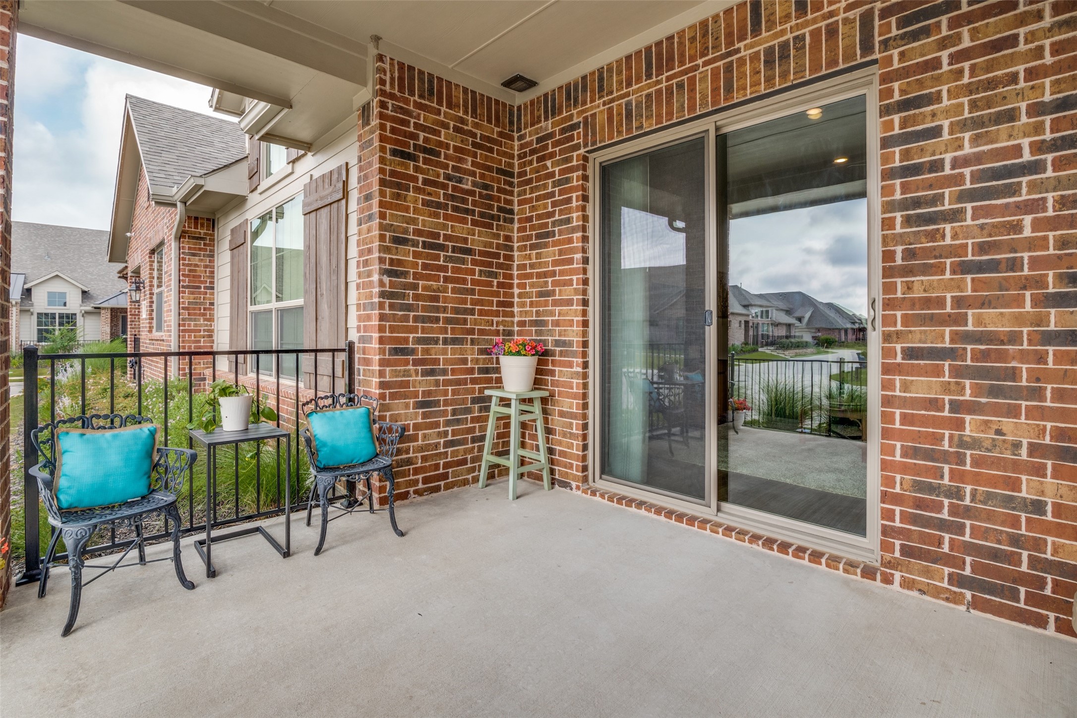 618 Tall Grass Trail