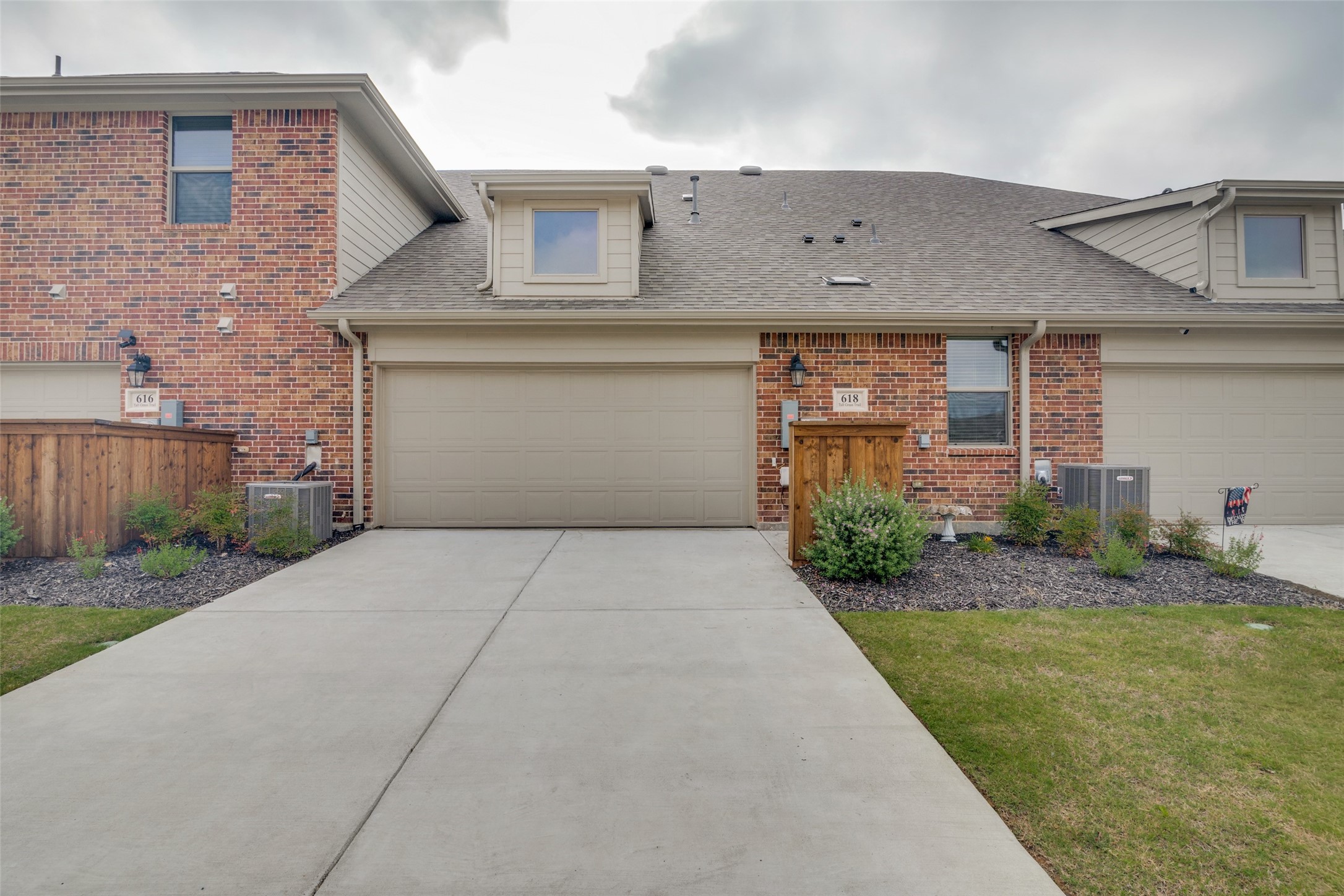 618 Tall Grass Trail