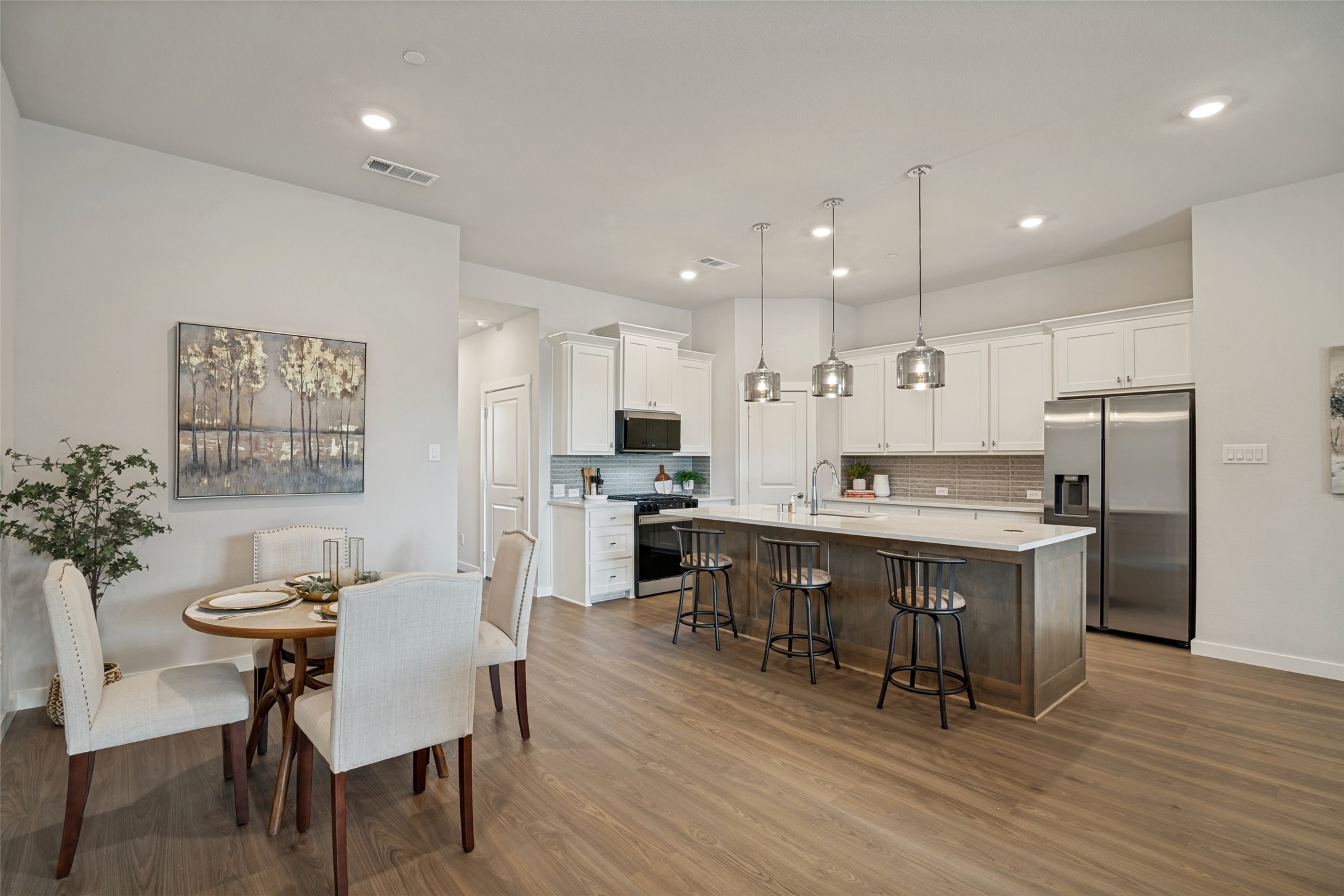 618 Tall Grass Trail