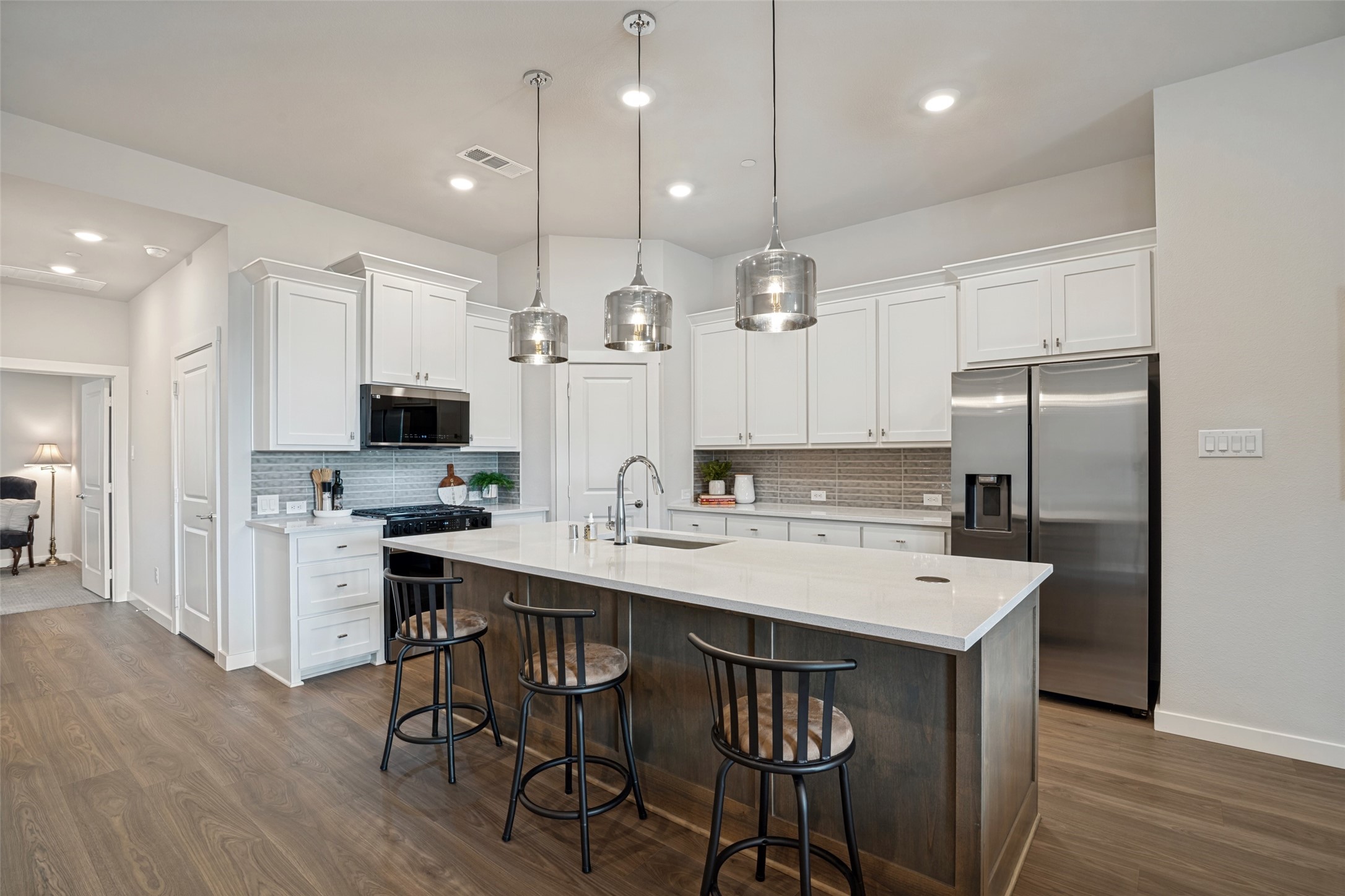 618 Tall Grass Trail