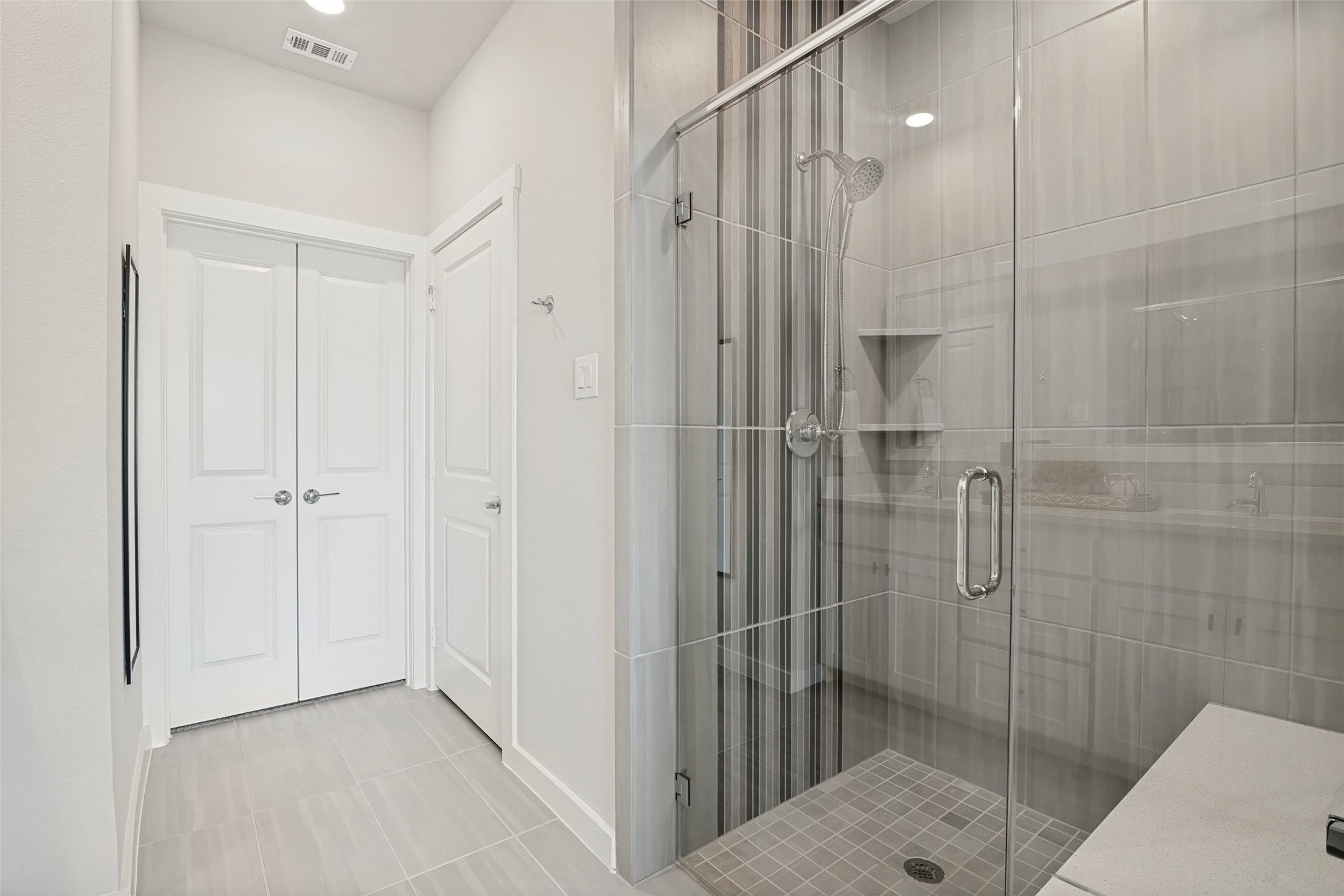 618 Tall Grass Trail
