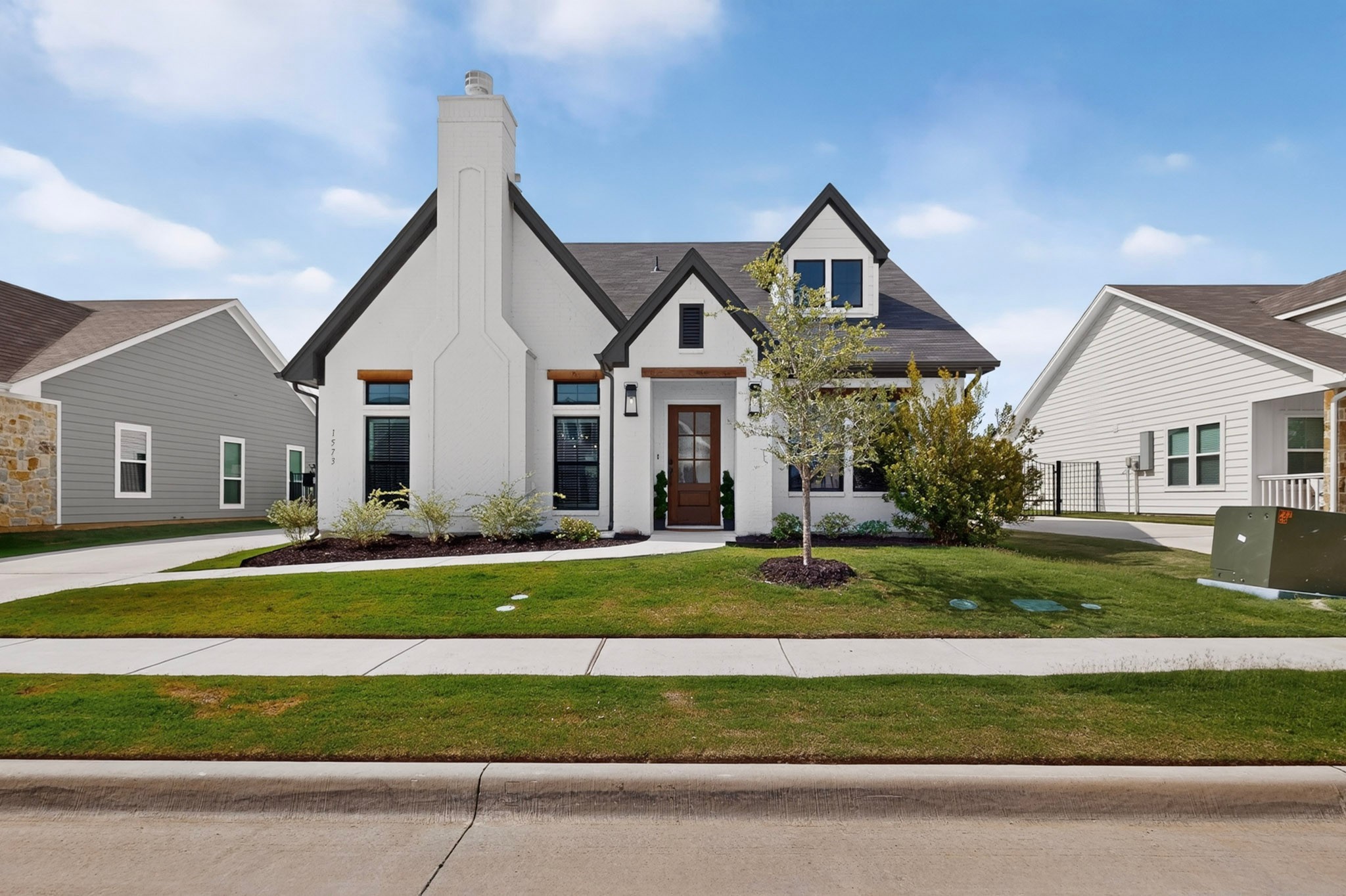 1573 Saylee Lane