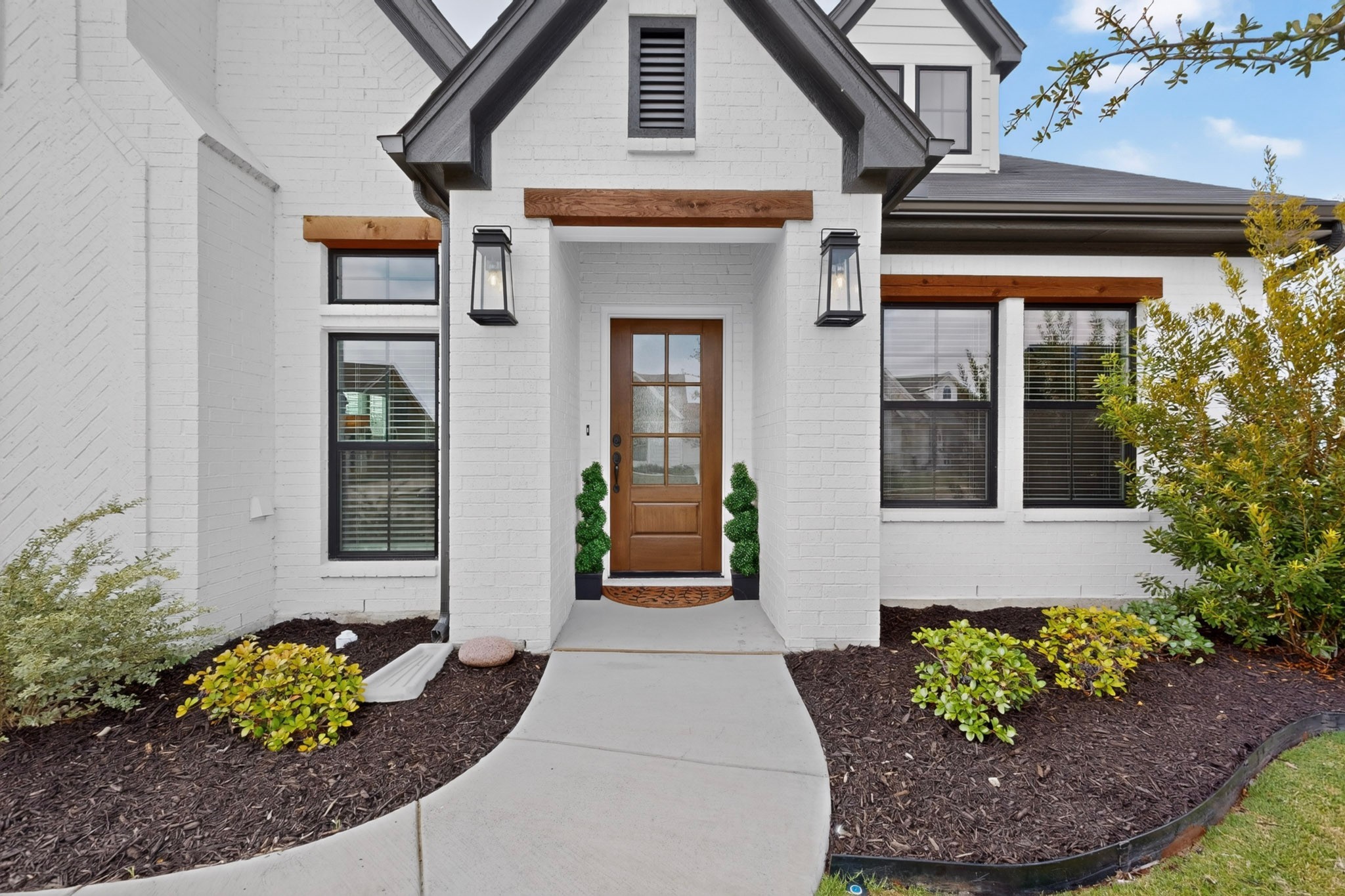 1573 Saylee Lane