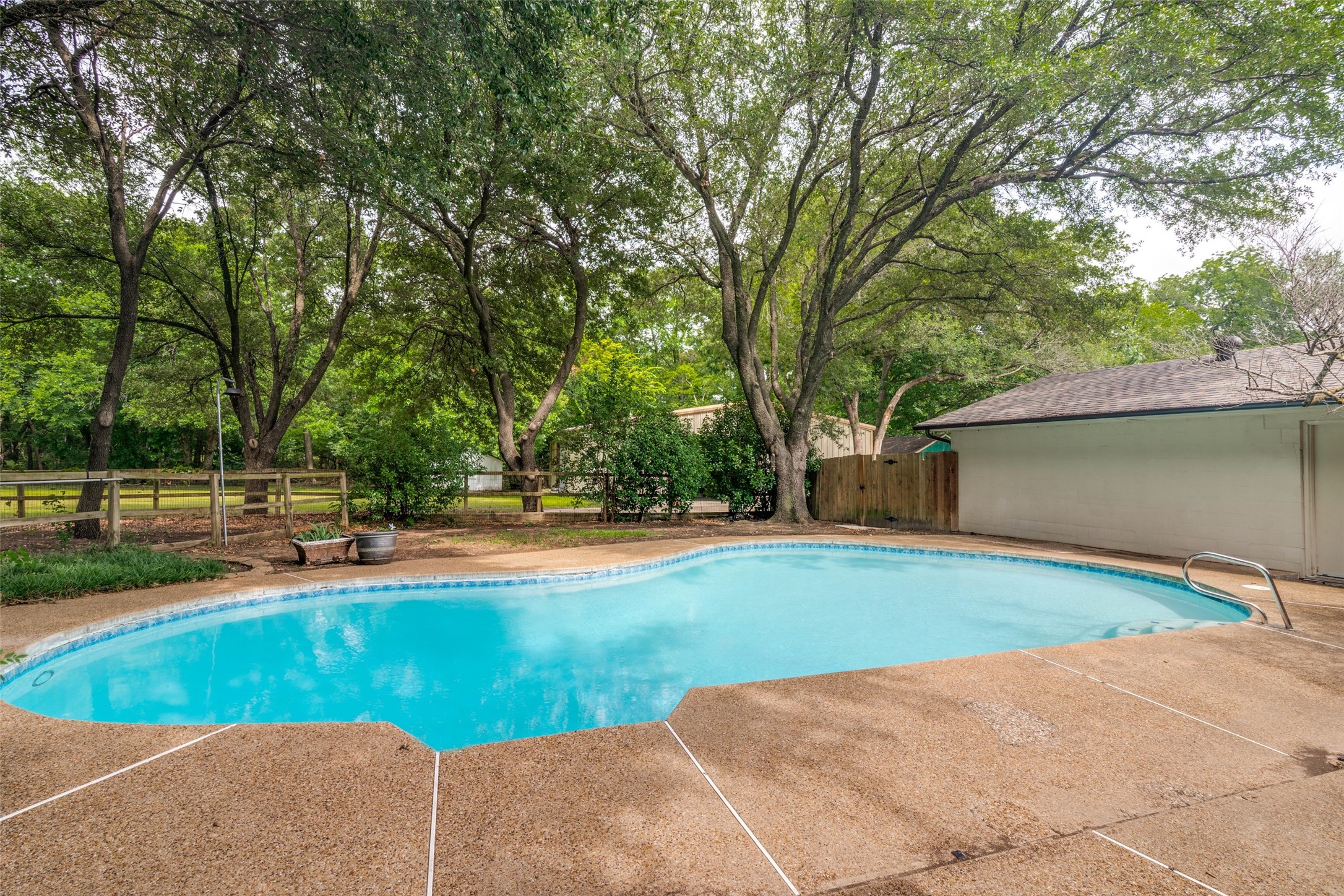 5802 Pecan Grove Drive