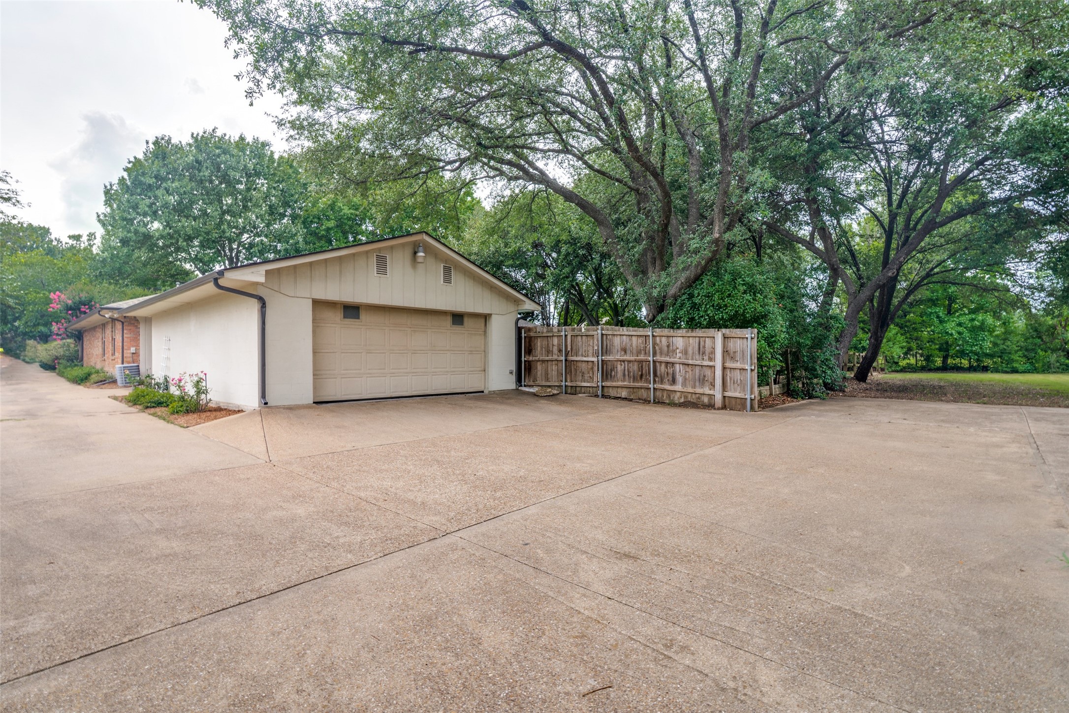 5802 Pecan Grove Drive