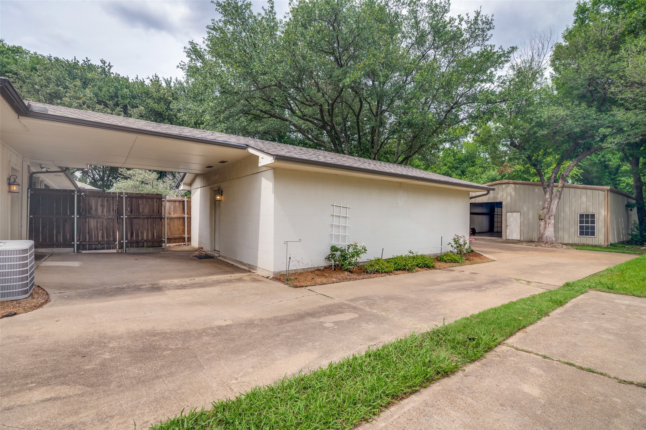 5802 Pecan Grove Drive